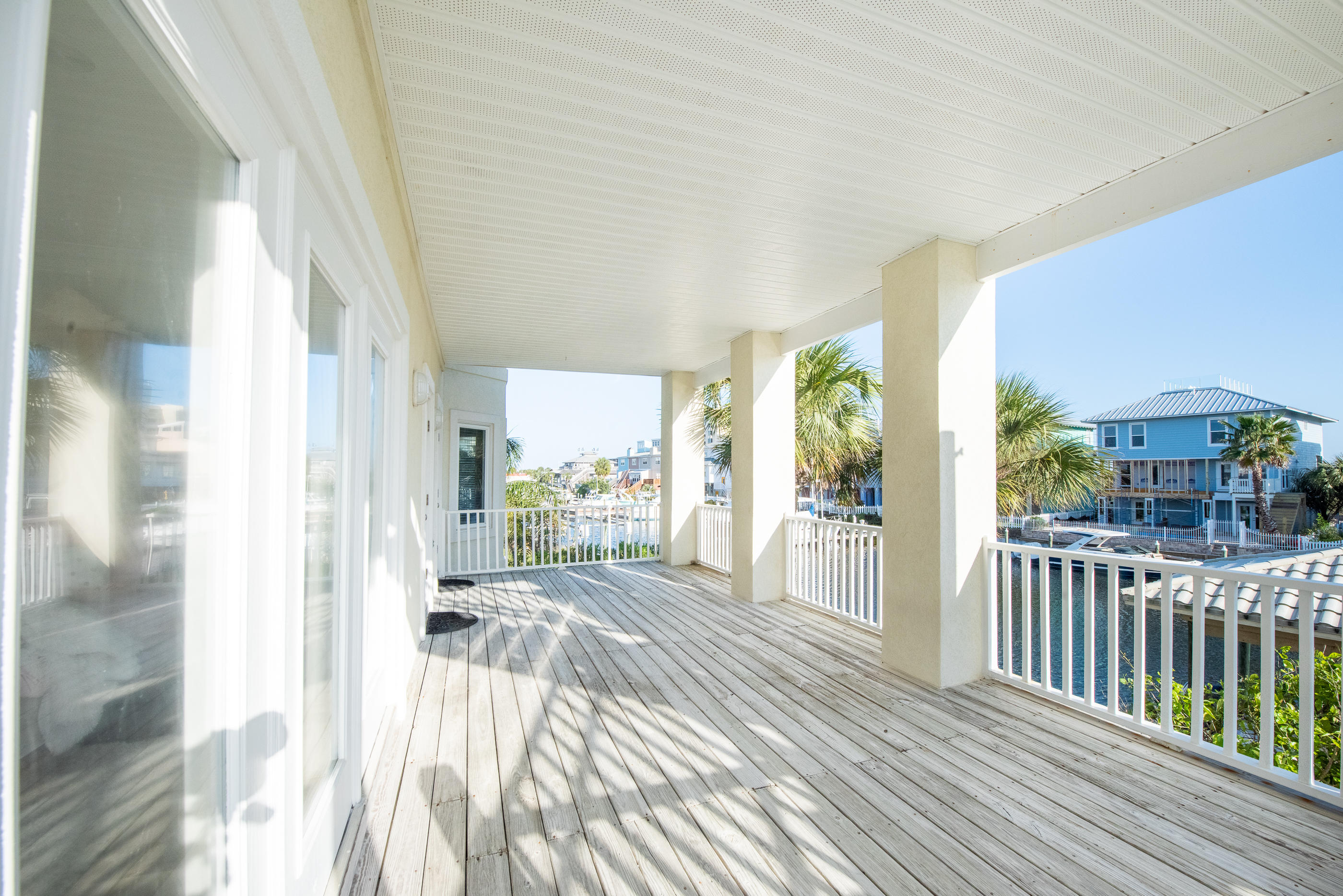 LAFITTE COVE - Residential