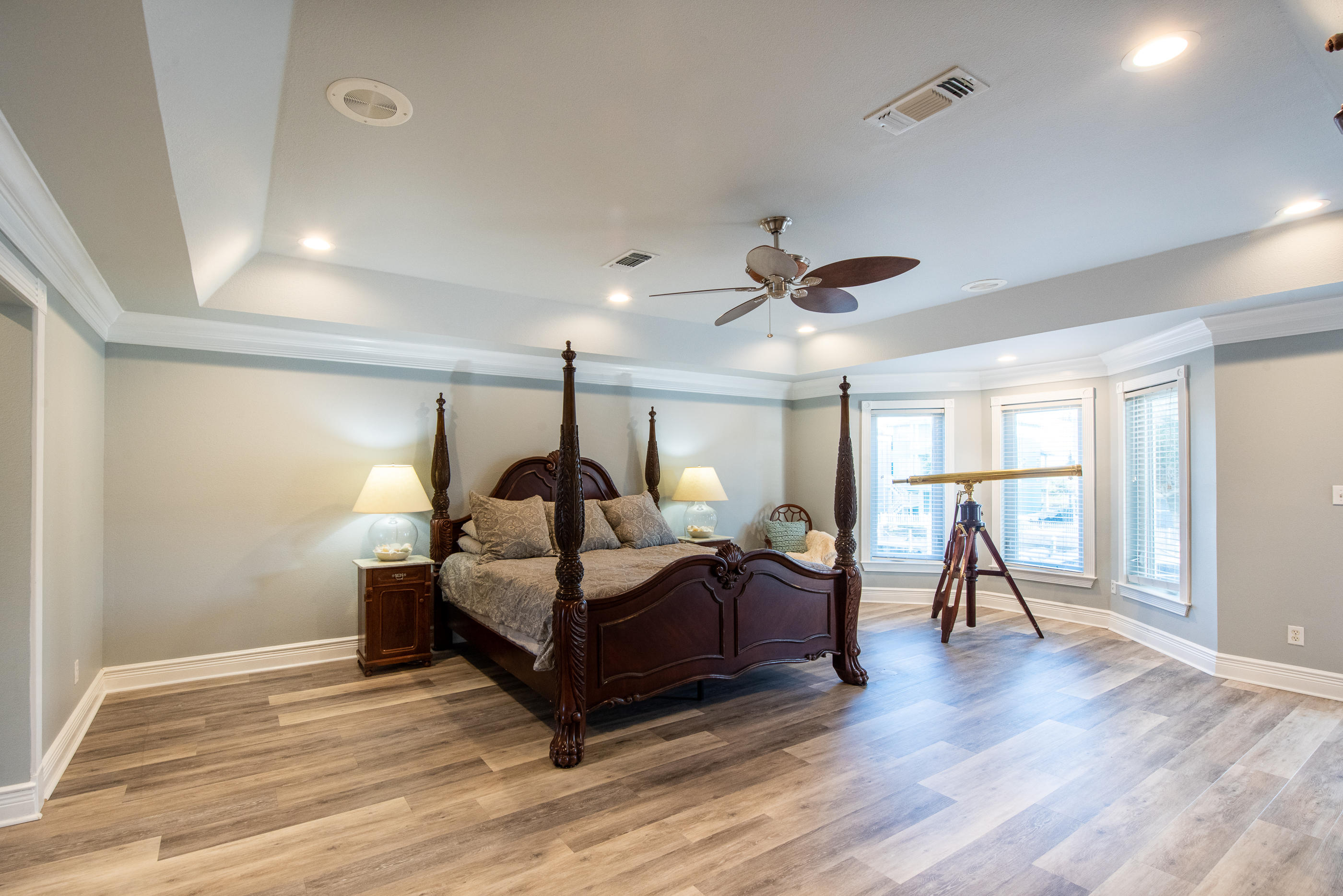 LAFITTE COVE - Residential