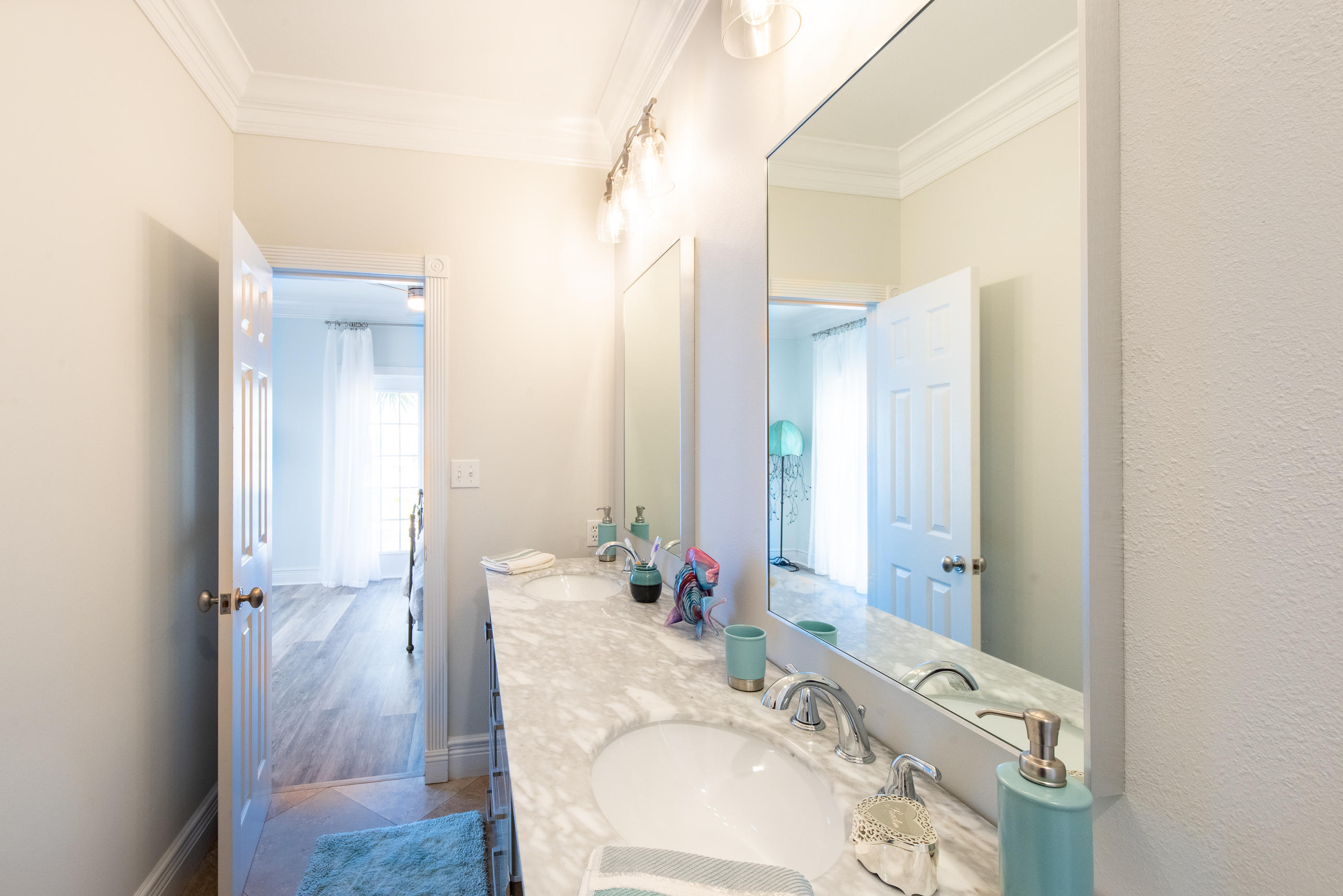 LAFITTE COVE - Residential