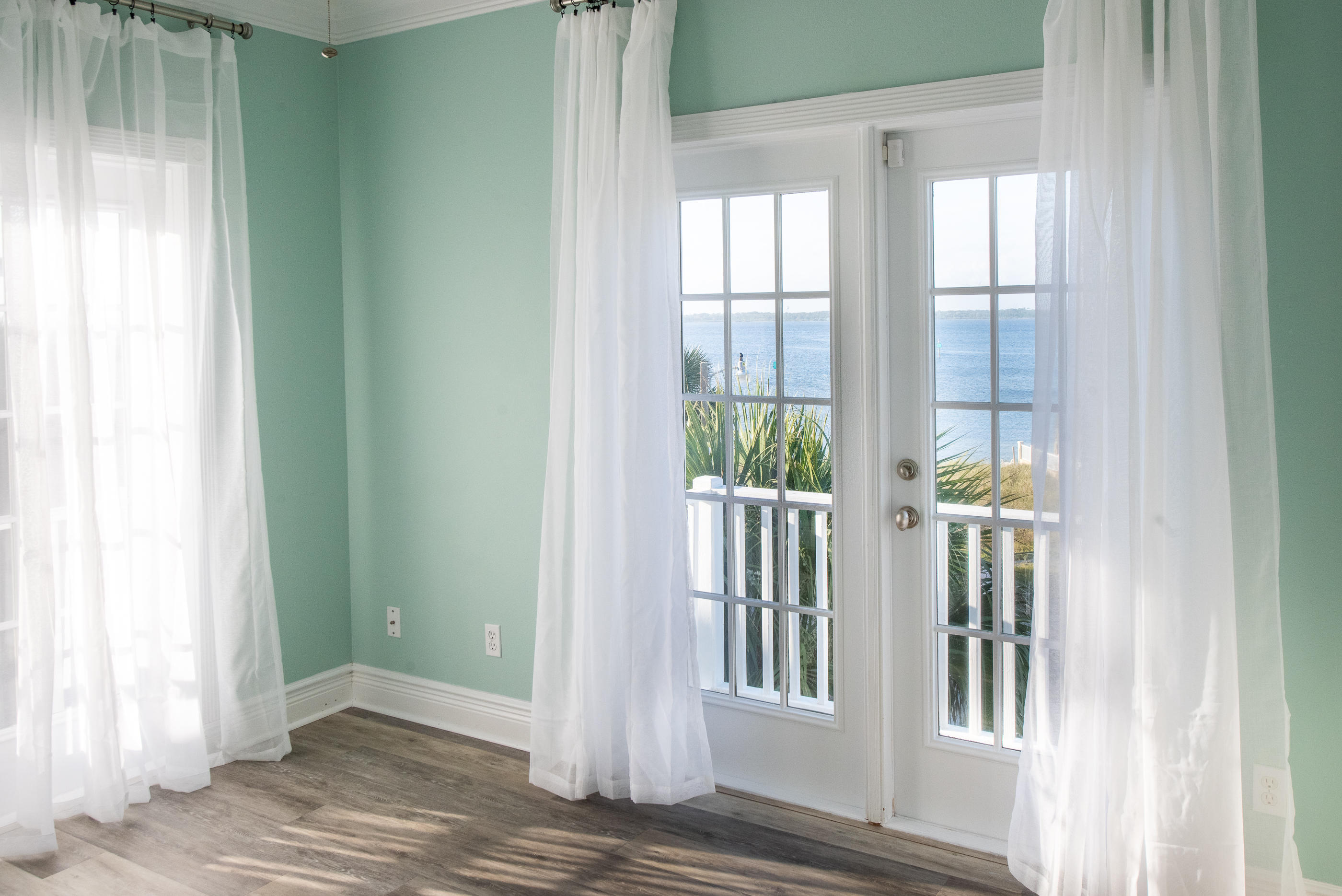 LAFITTE COVE - Residential