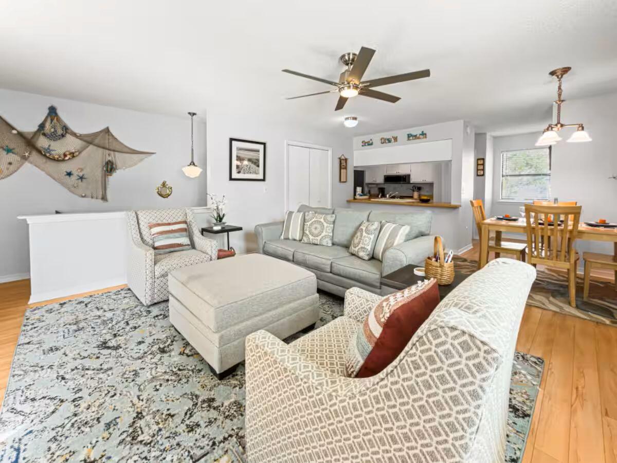 CASSINE GARDENS T/H PH II - Residential