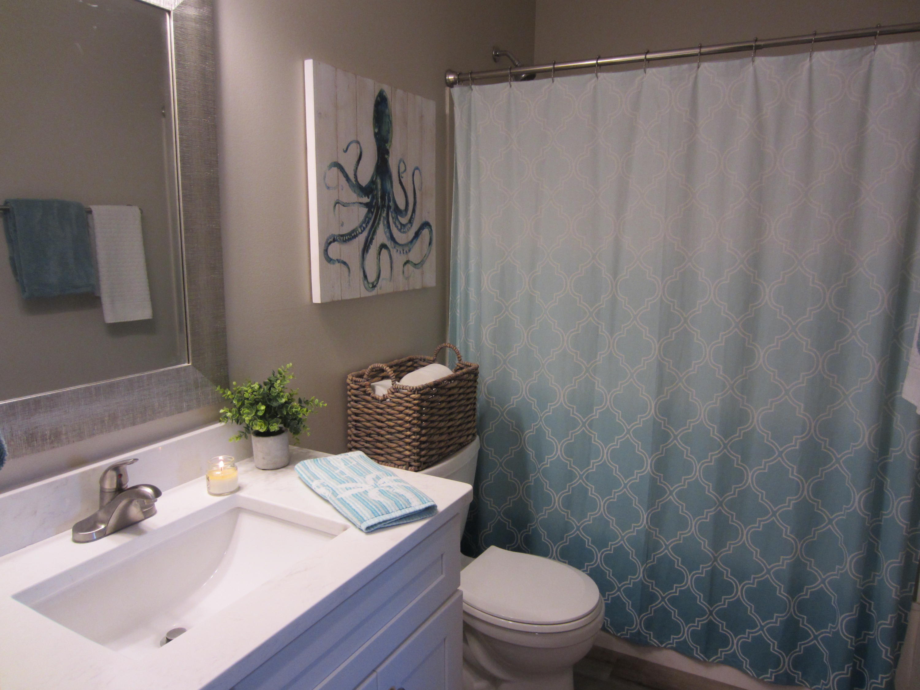 MARAVILLA CONDO 1 - Residential