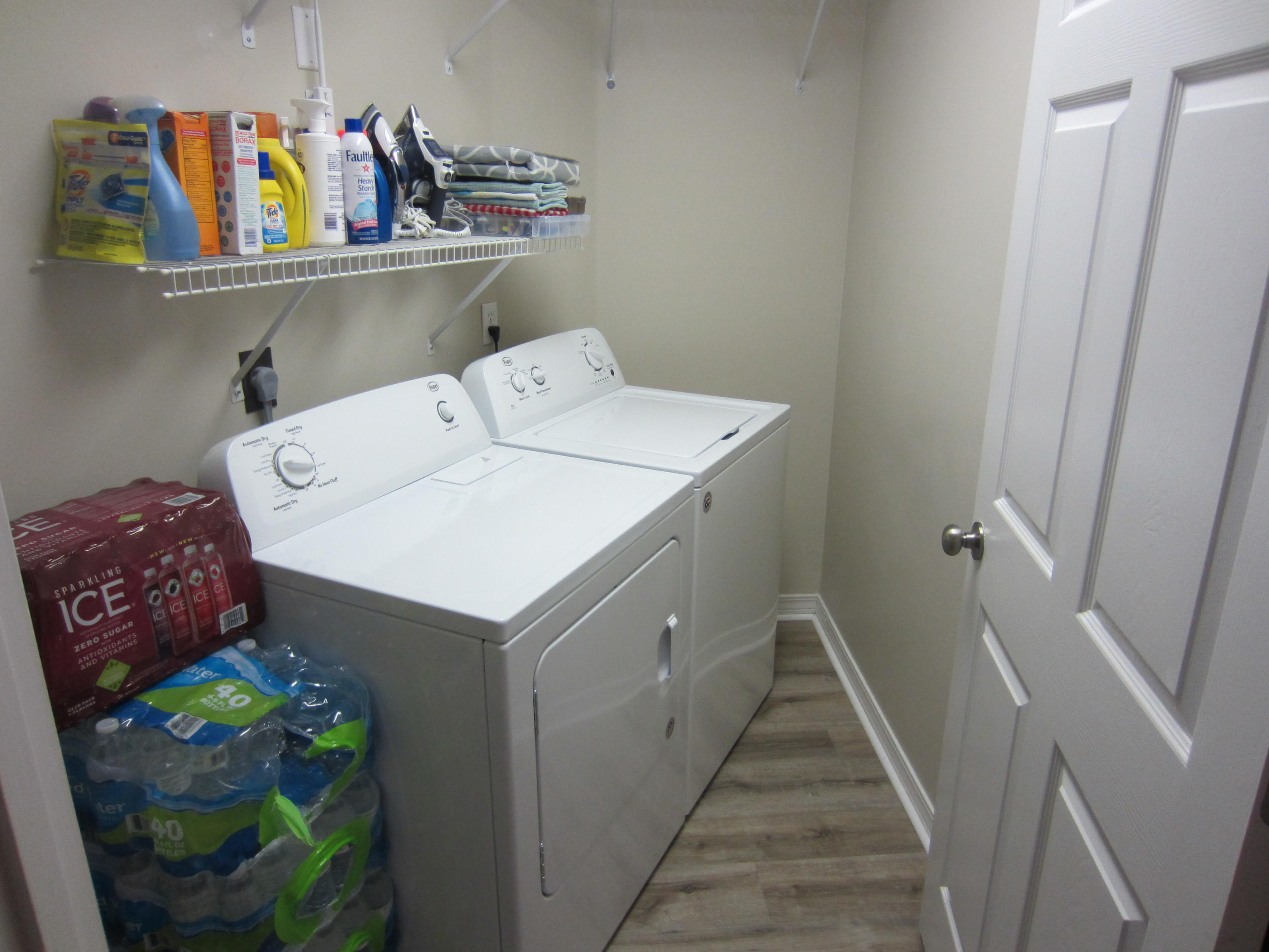 MARAVILLA CONDO 1 - Residential