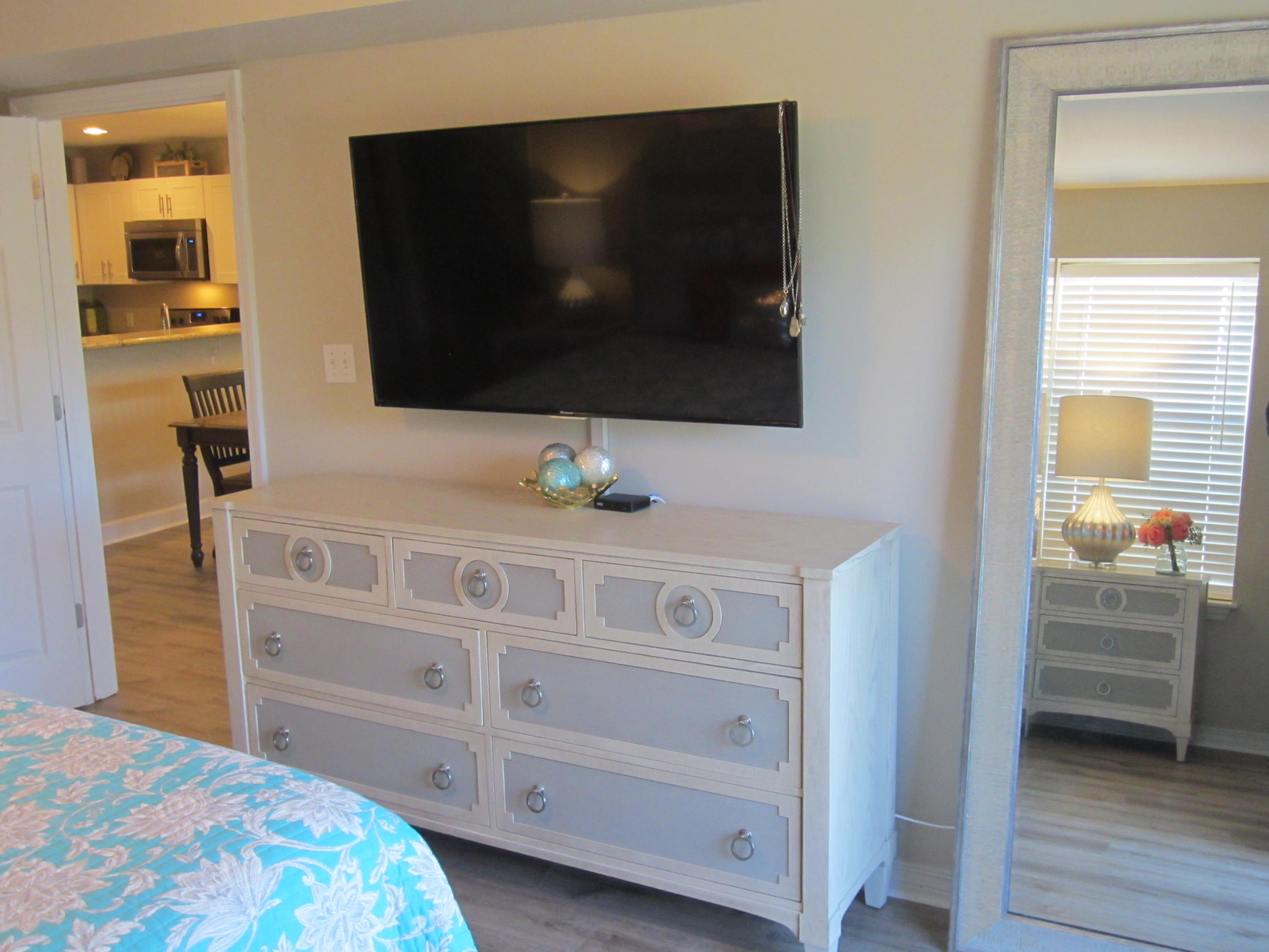 MARAVILLA CONDO 1 - Residential