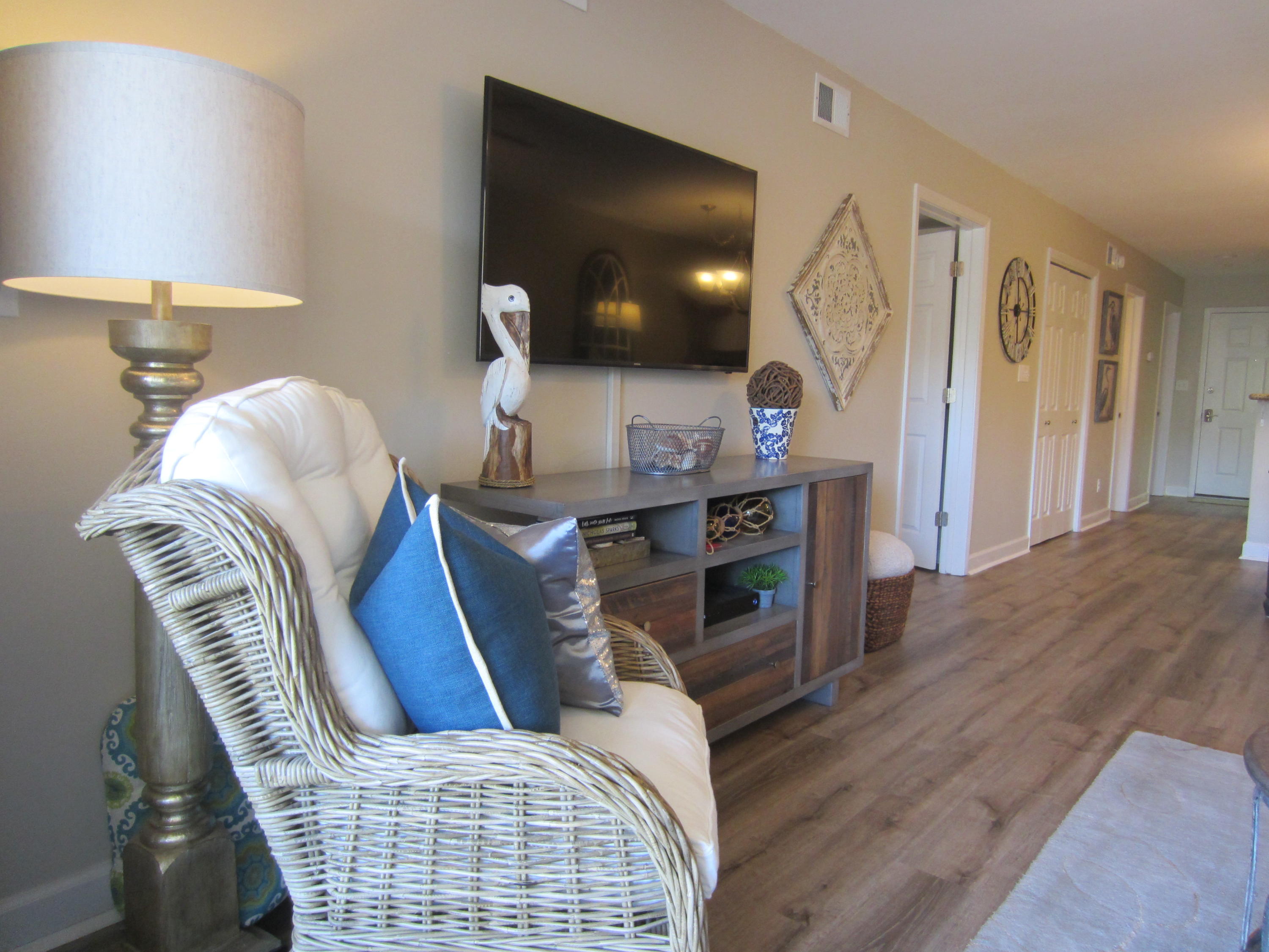 MARAVILLA CONDO 1 - Residential