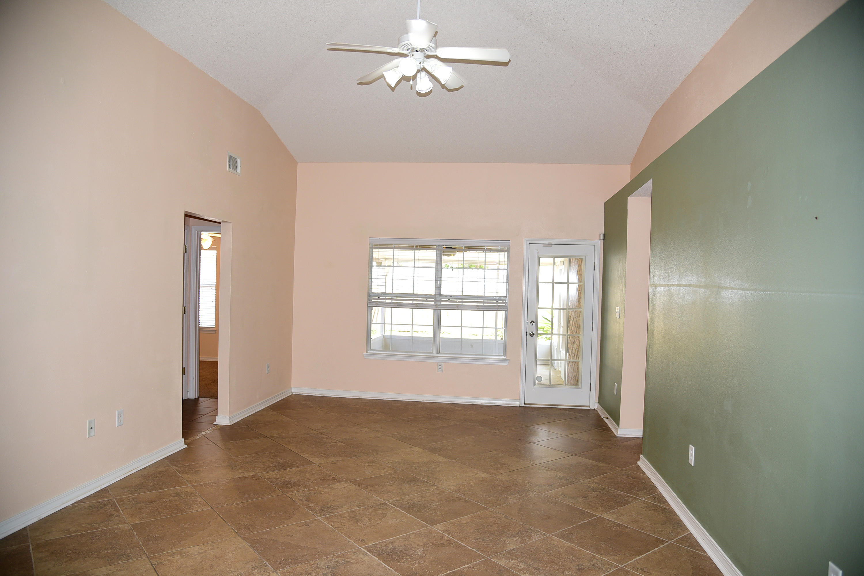 MARSH HARBOR - Residential