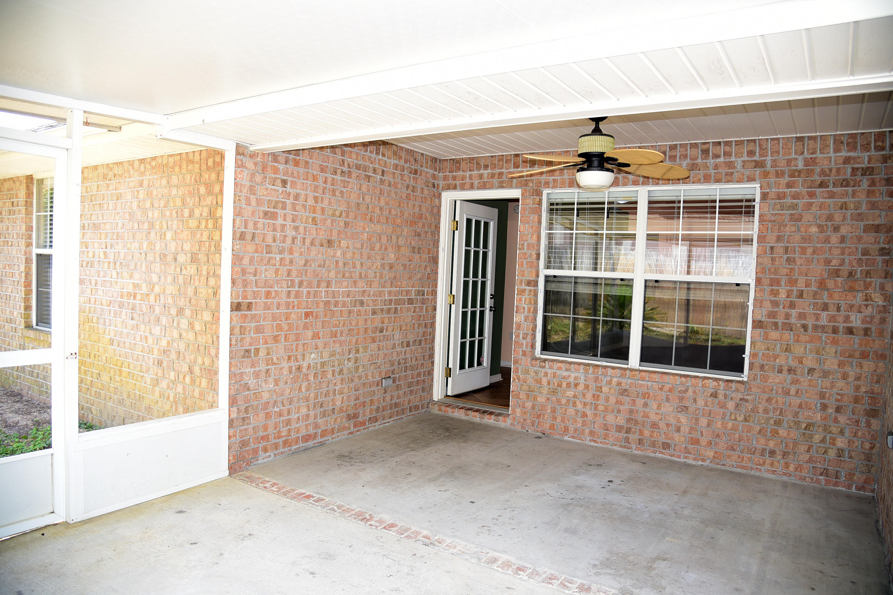 MARSH HARBOR - Residential