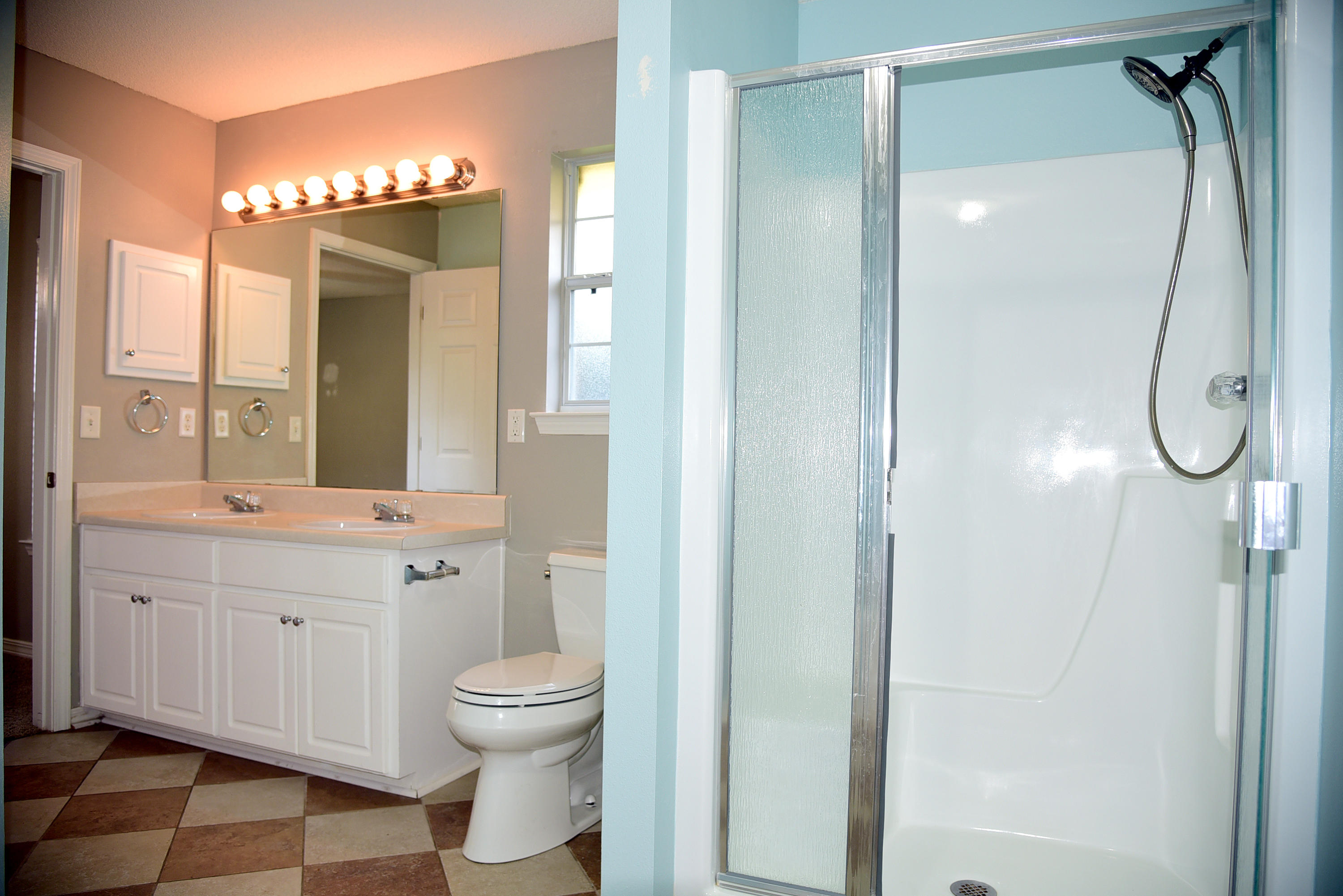 MARSH HARBOR - Residential