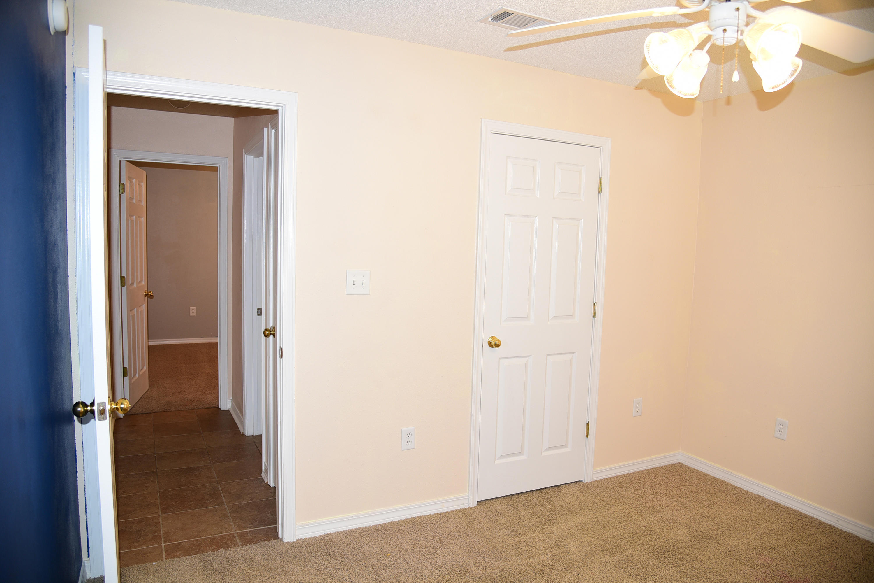 MARSH HARBOR - Residential