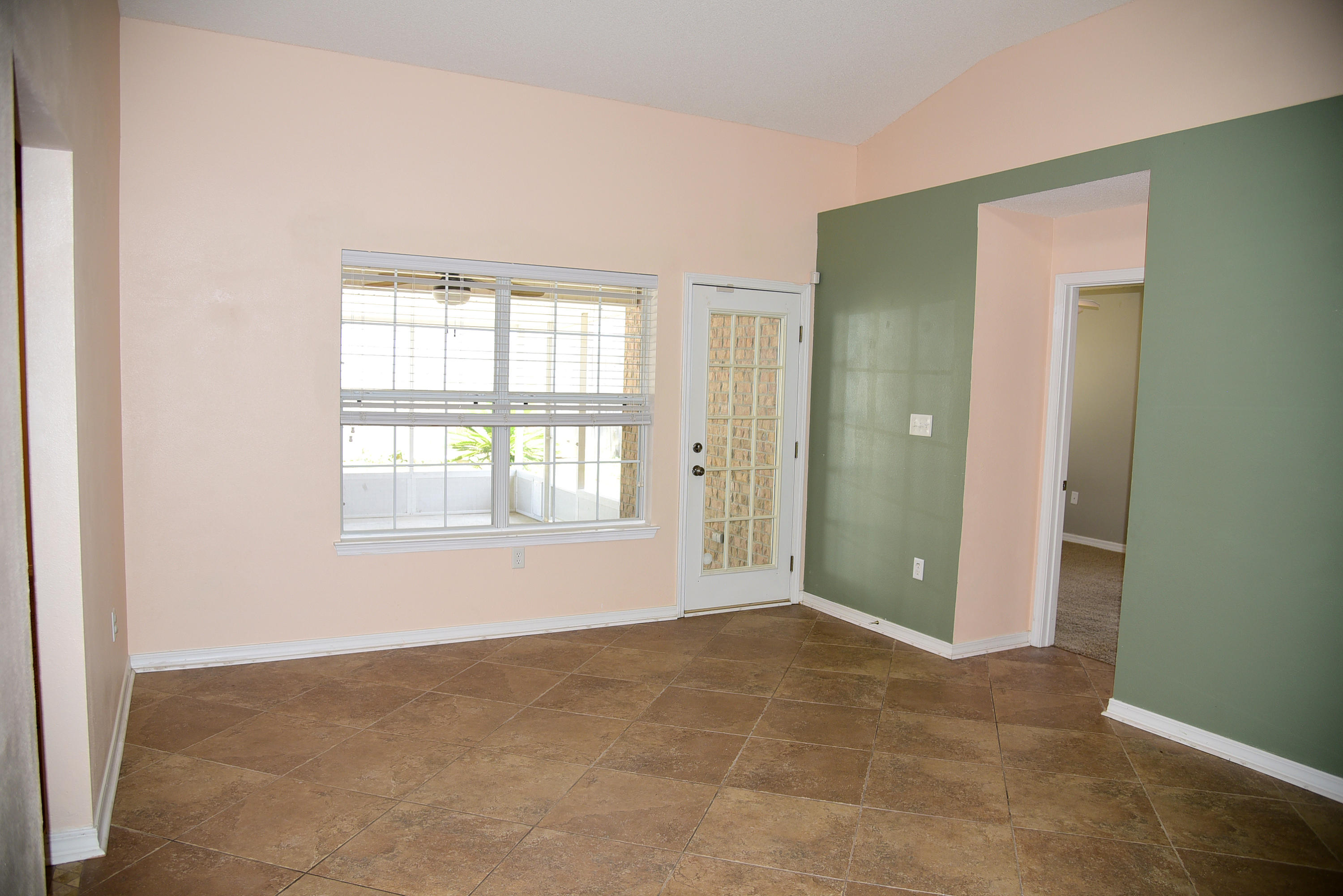 MARSH HARBOR - Residential