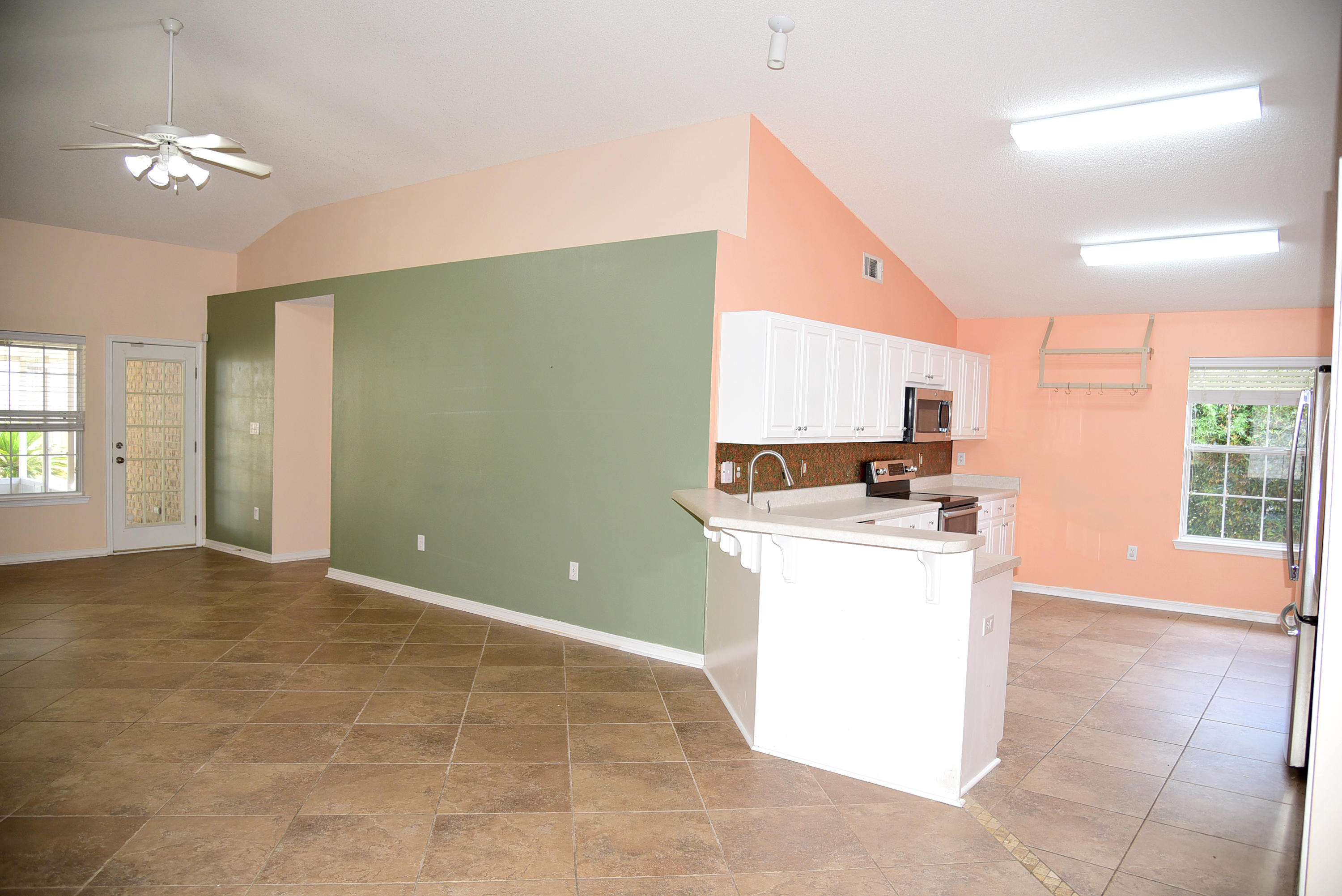 MARSH HARBOR - Residential