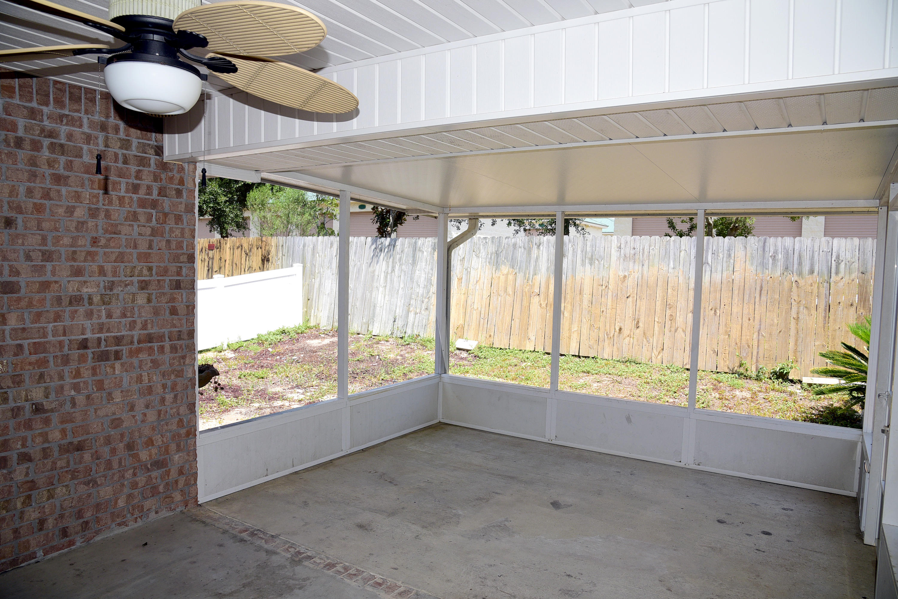 MARSH HARBOR - Residential