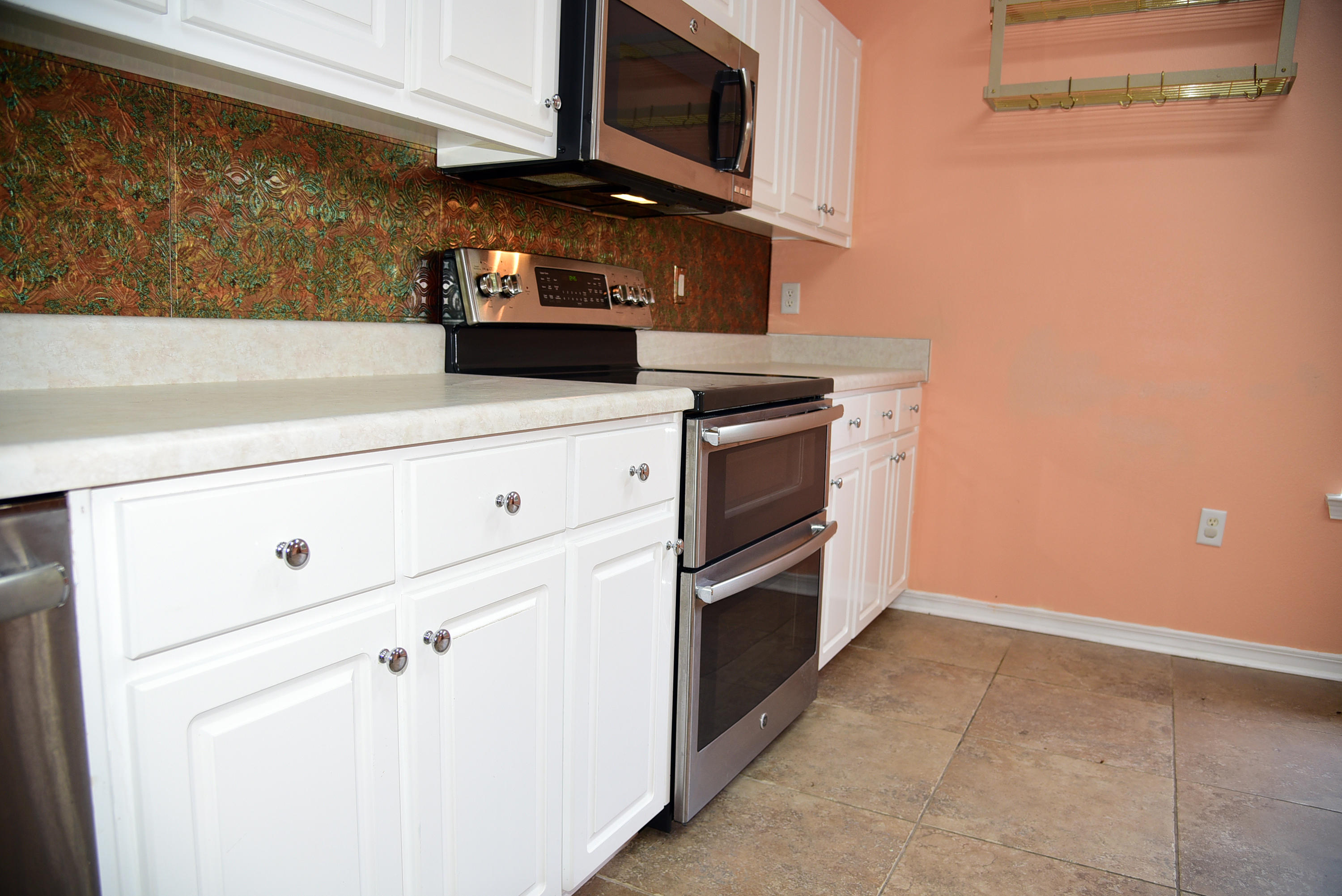 MARSH HARBOR - Residential