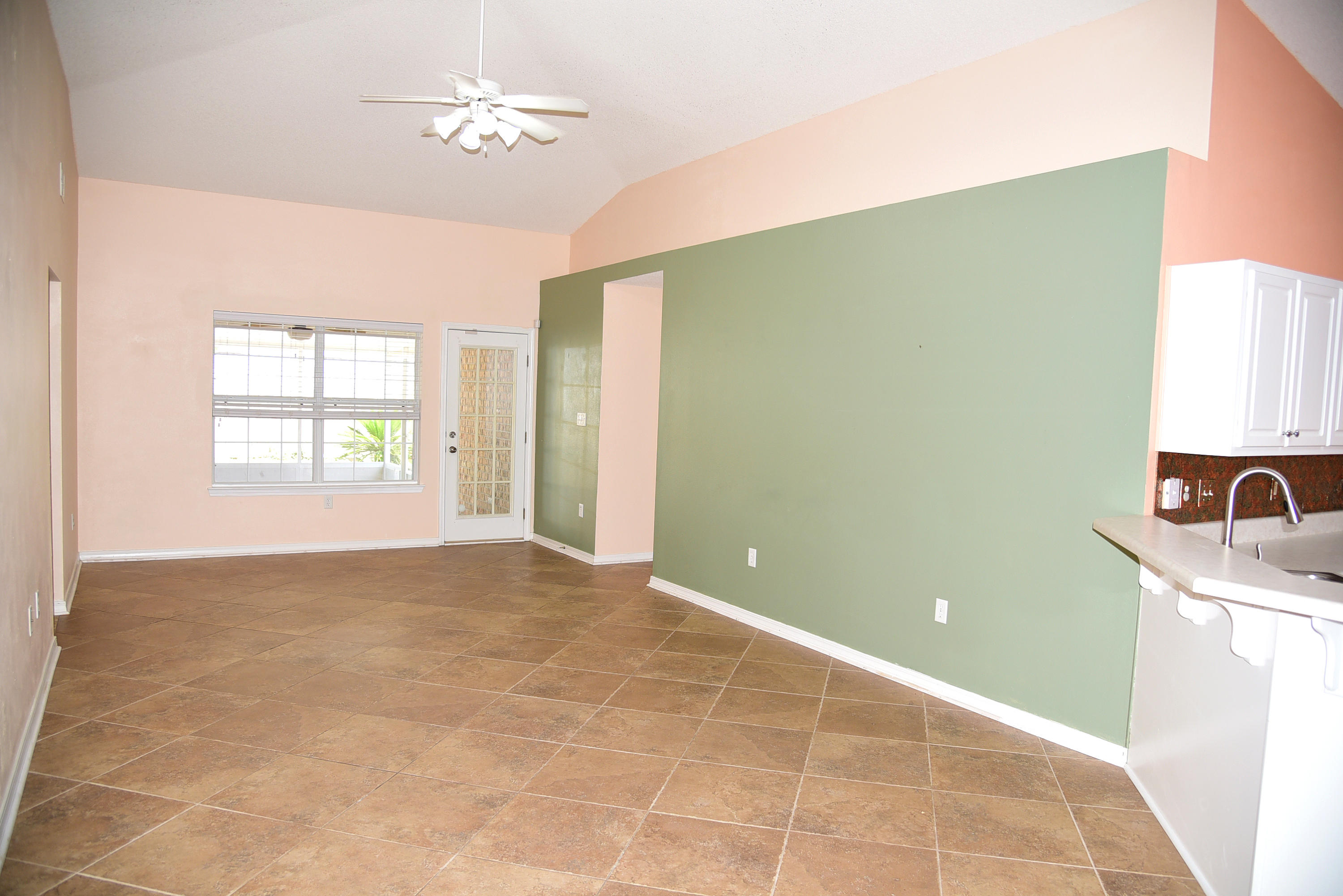 MARSH HARBOR - Residential