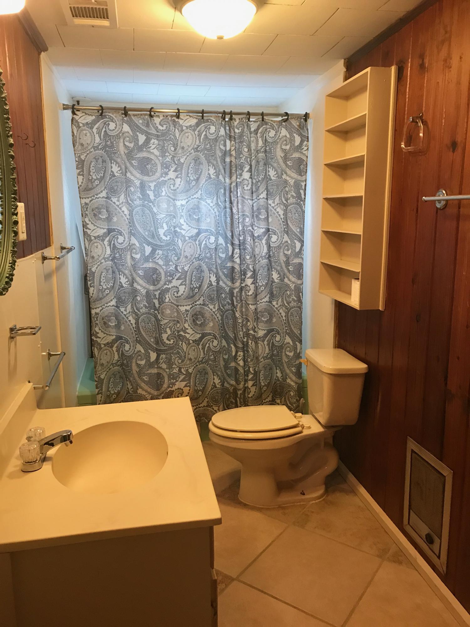 METES & BOUNDS - Residential Lease