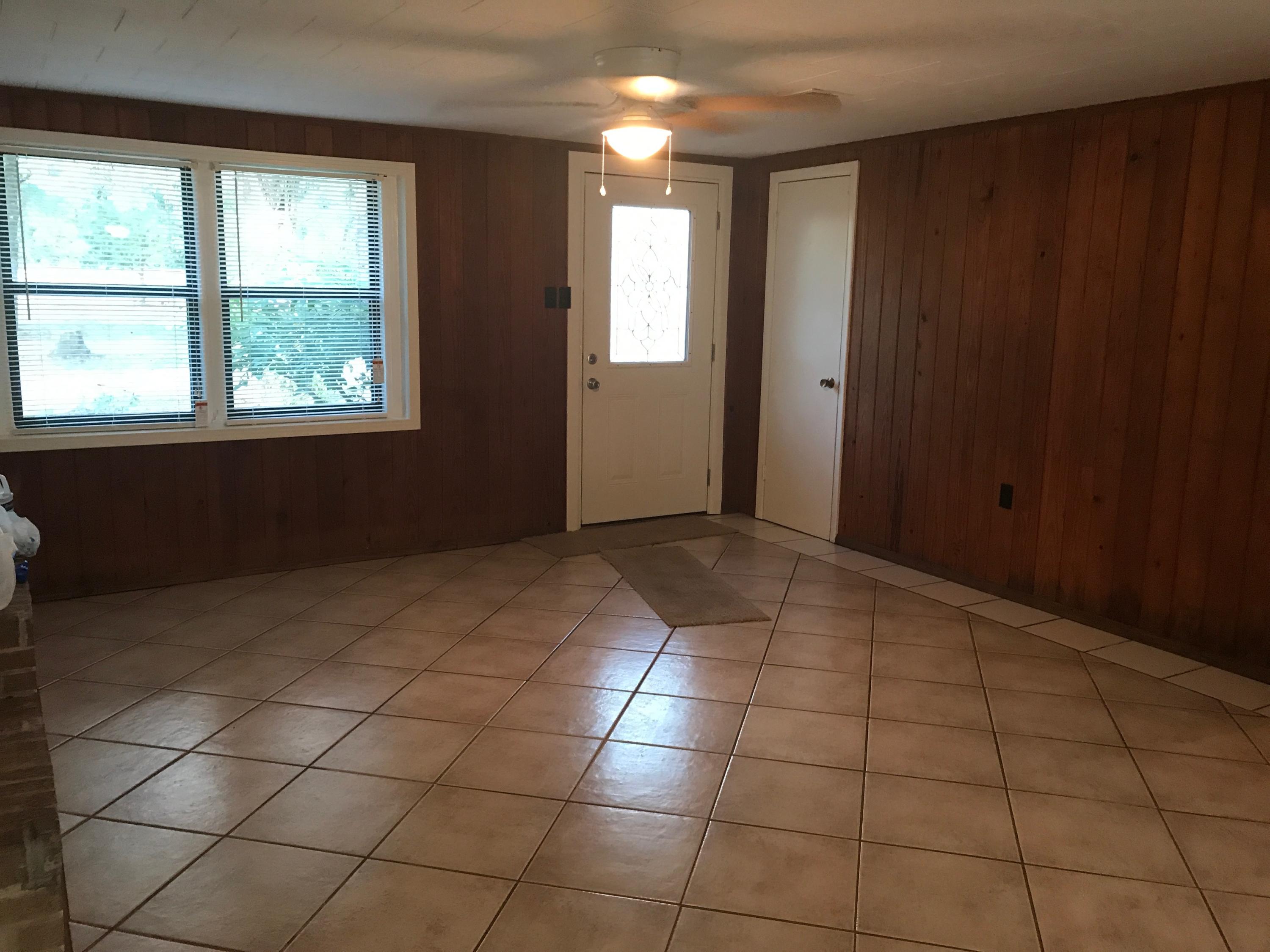 METES & BOUNDS - Residential Lease