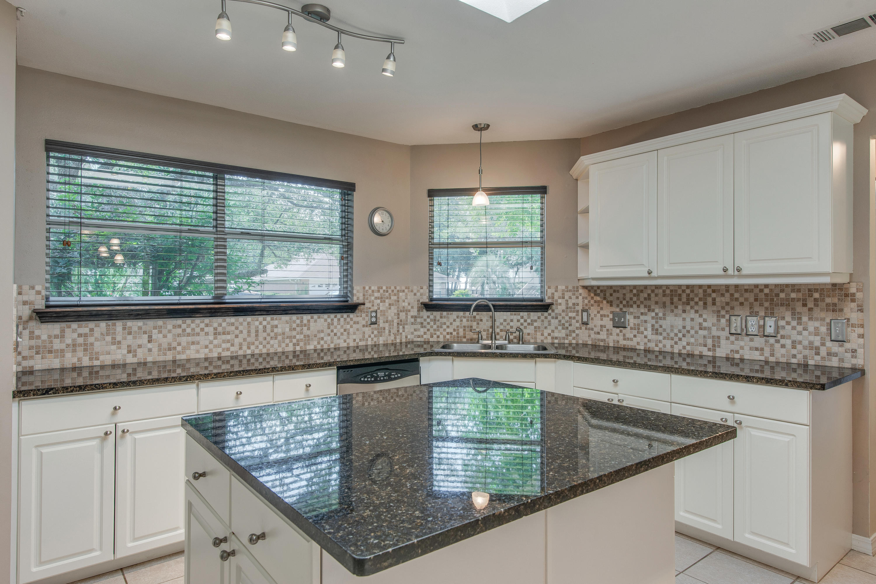 SANDY BEACH ESTATES - Residential