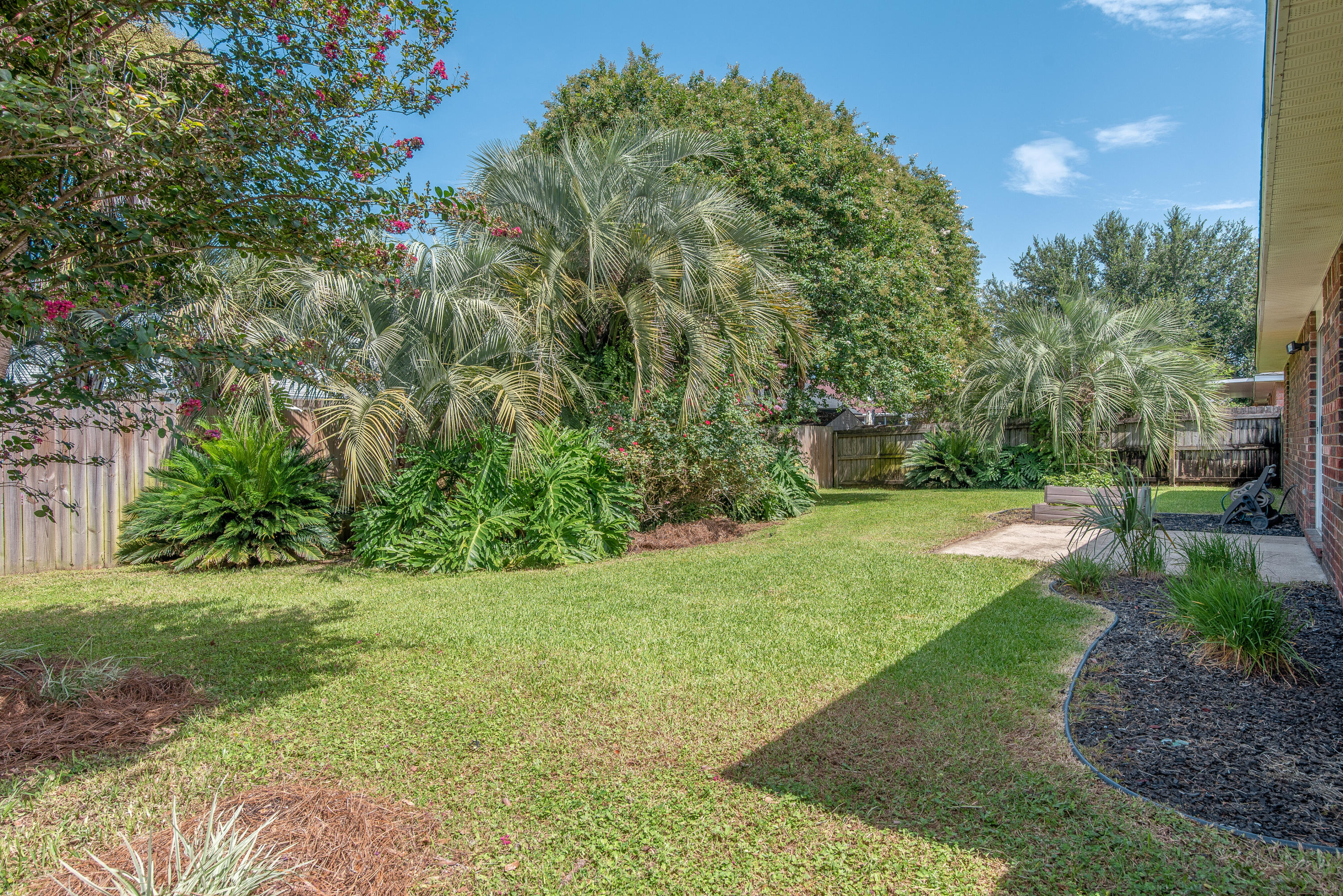 SANDY BEACH ESTATES - Residential