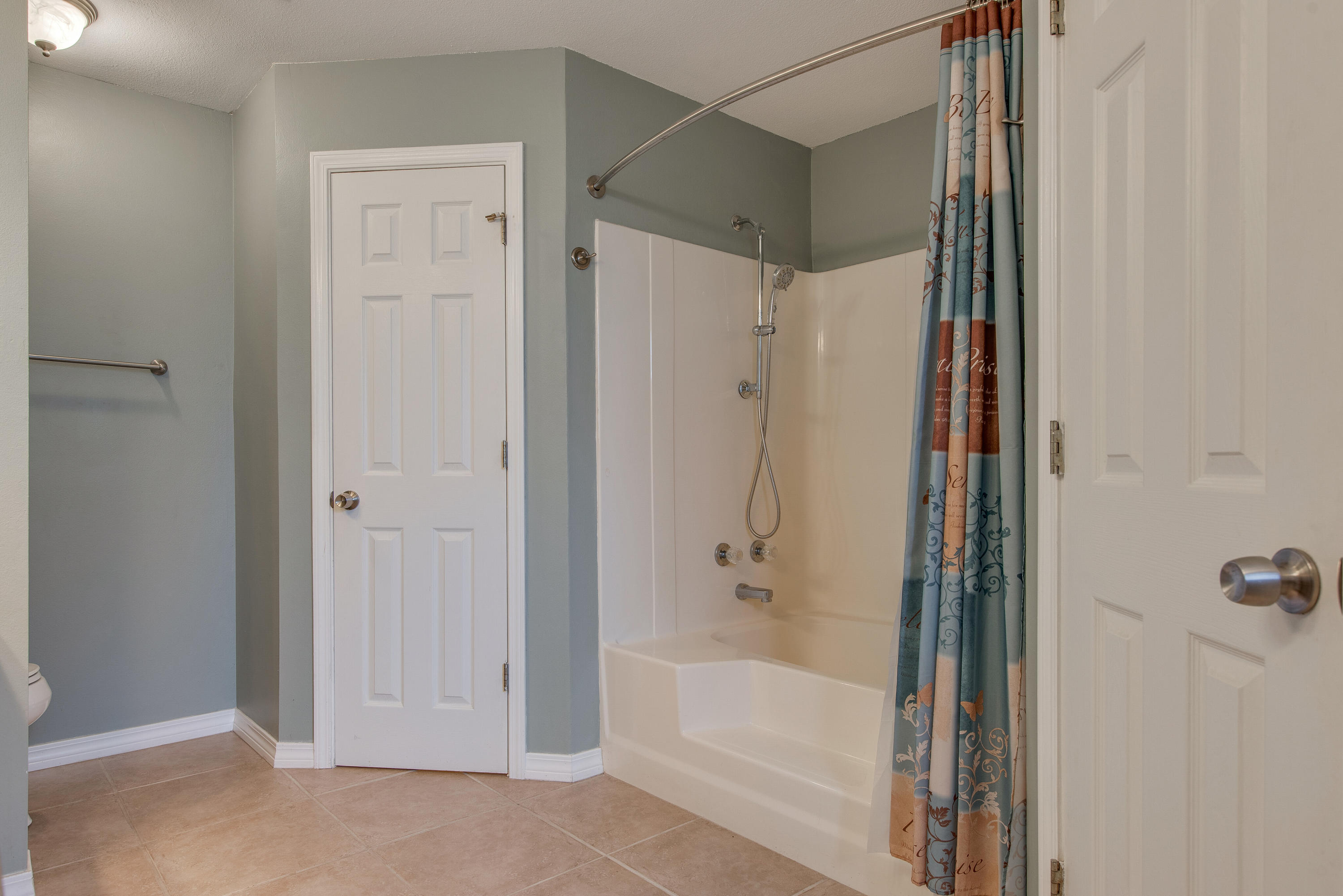 SANDY BEACH ESTATES - Residential