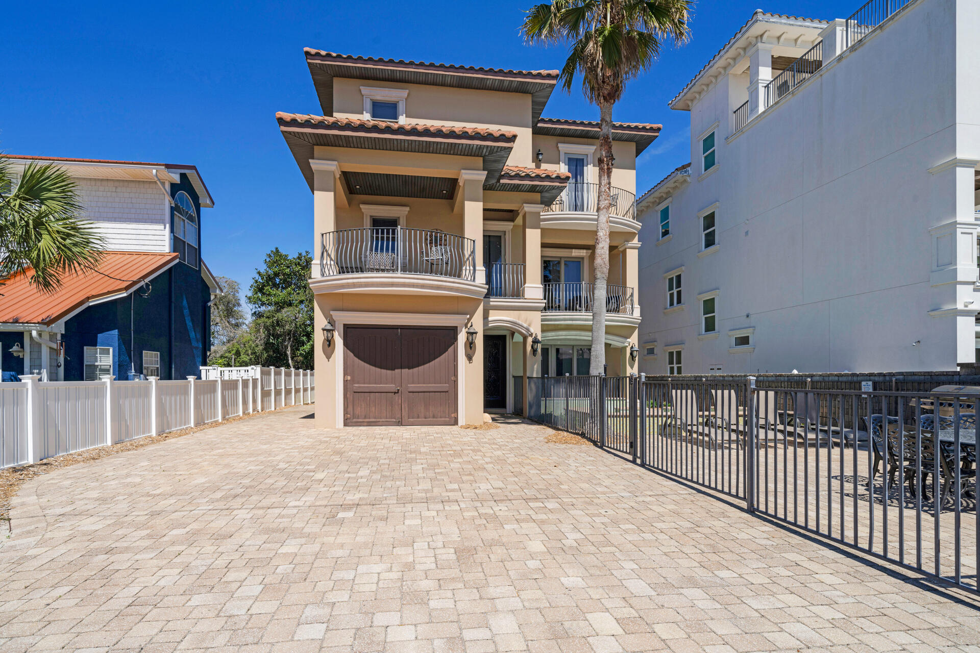FRANGISTA BEACH - Residential