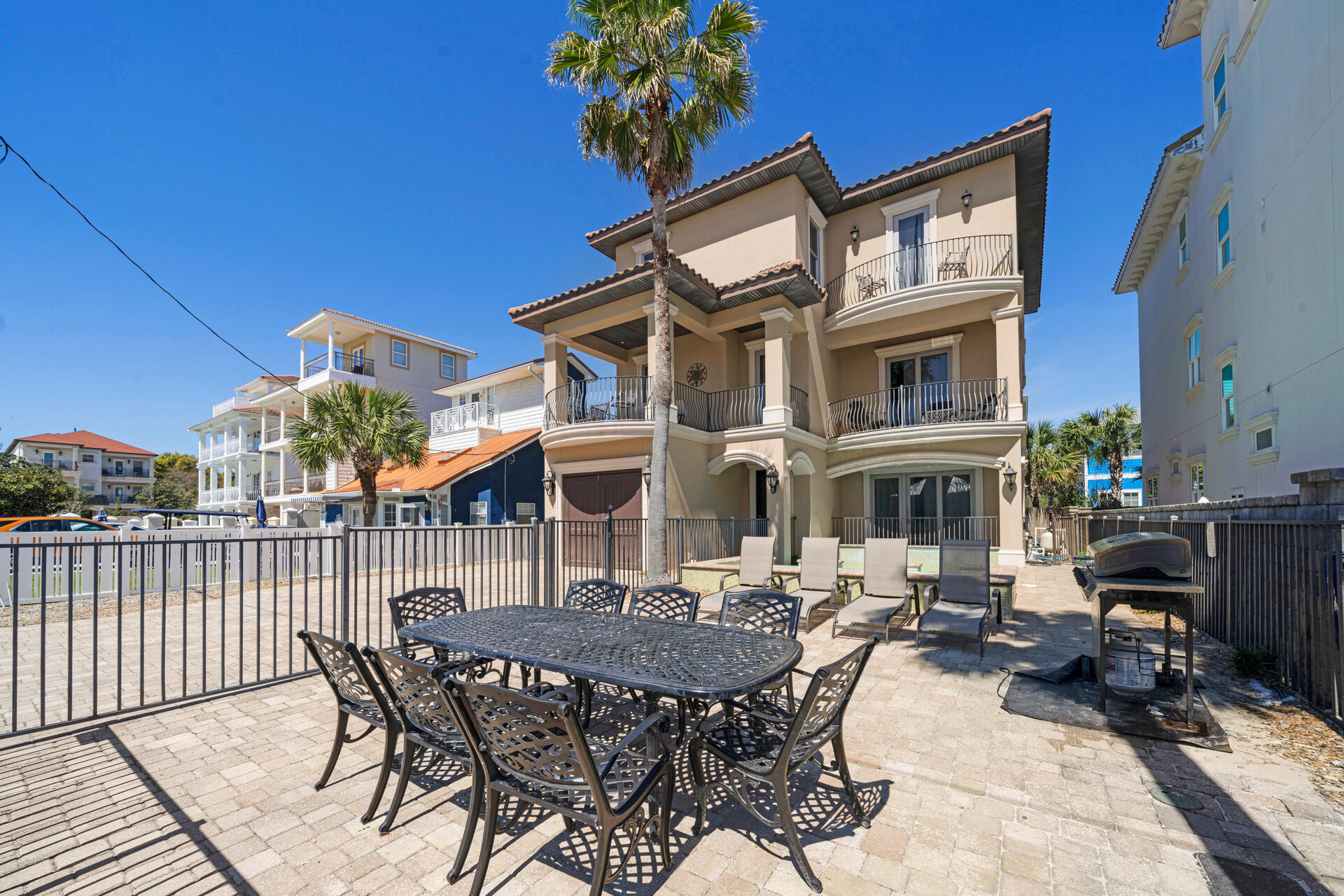 FRANGISTA BEACH - Residential