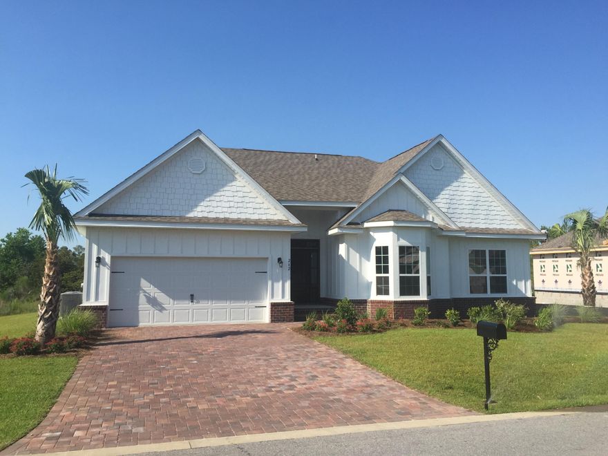 This Amazing single Story Floor plan features 11 ft ceilings when you first walk in and goes up to 13 ft ceilings in the great room. Wood floors throughout besides the Kitchen. Stainless Steel Appliances, Mahogany Front door, Tile Shower and bath tub in the Master Bathroom.