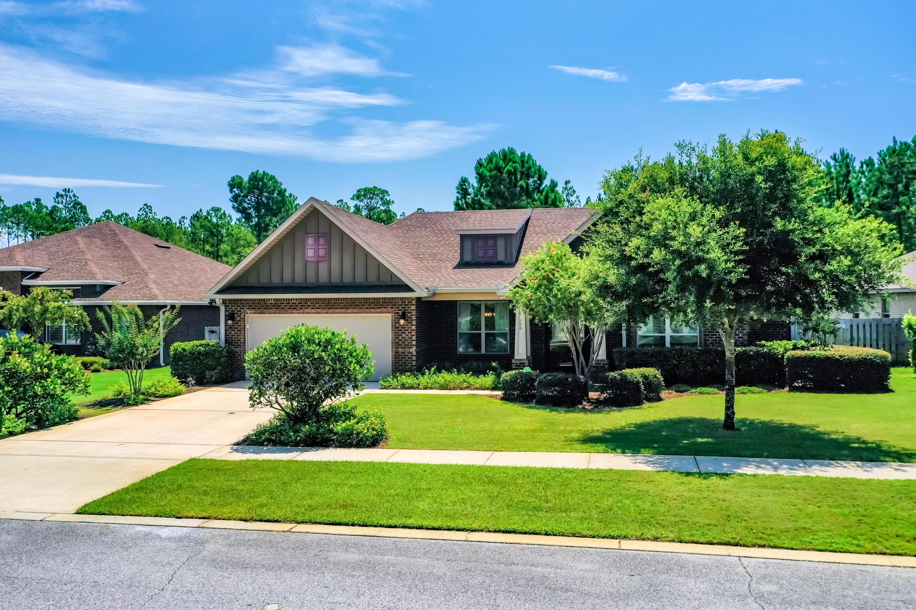 HAMMOCK BAY - Residential