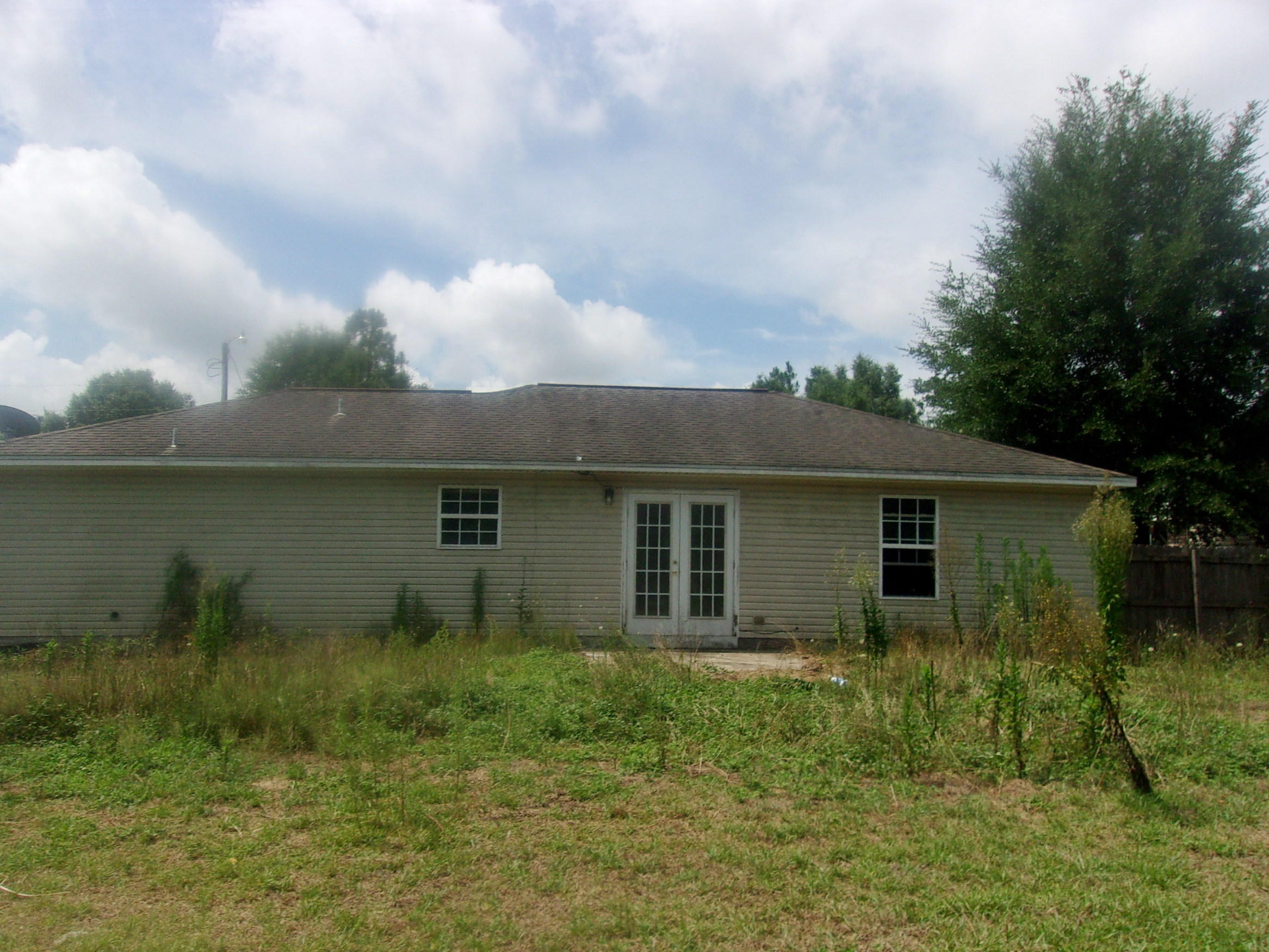 THE PINES - Residential