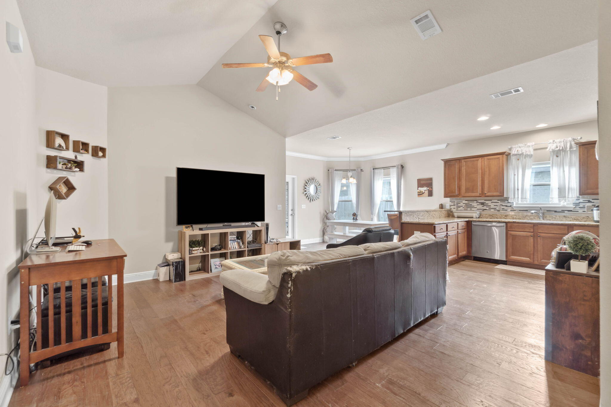 DRIFTWOOD ESTATES - Residential