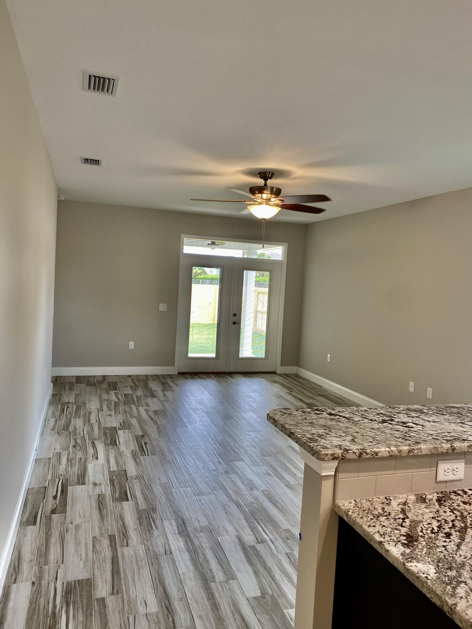 MCKENZIE MEADOWS - Residential