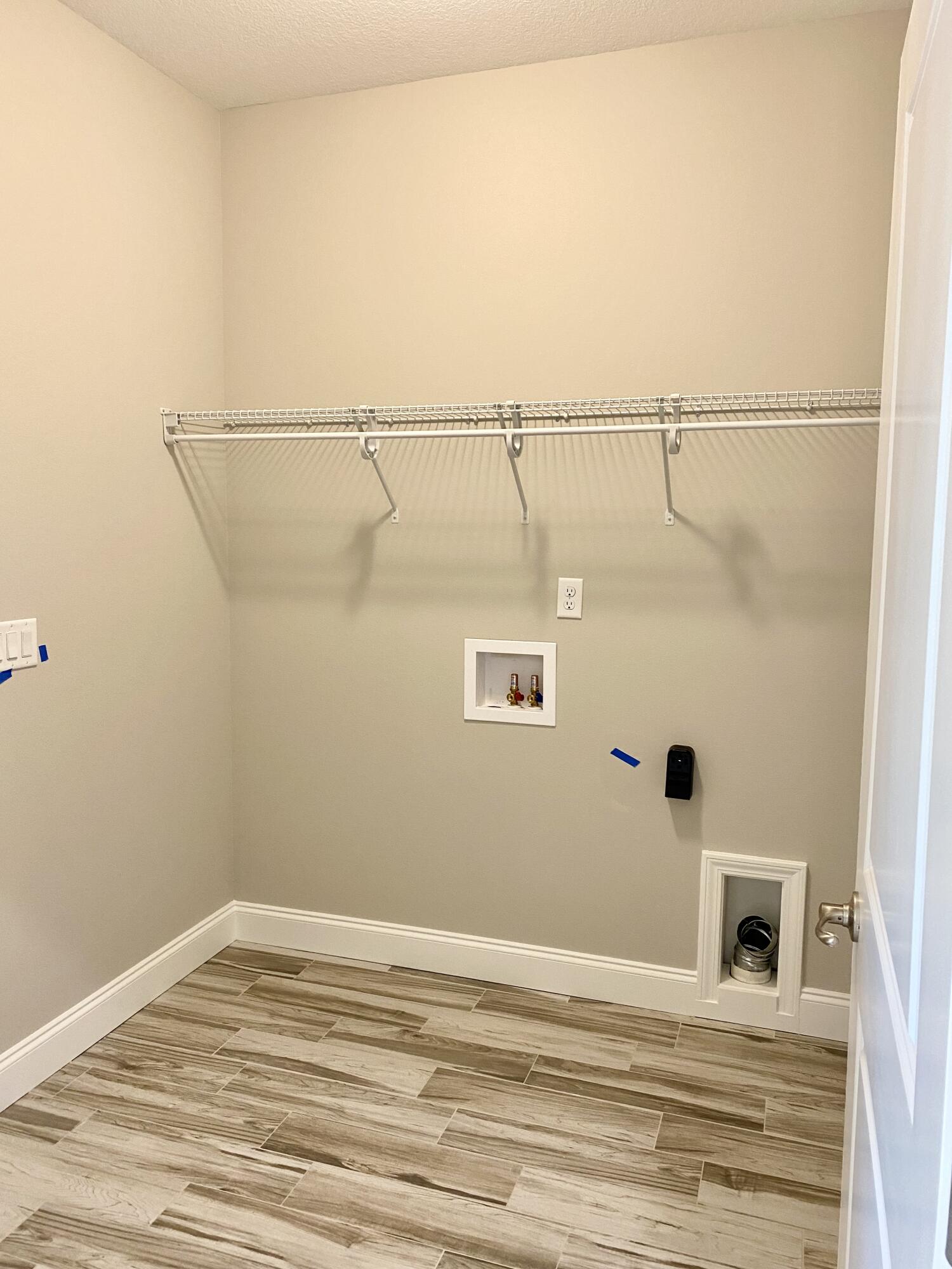 MCKENZIE MEADOWS - Residential