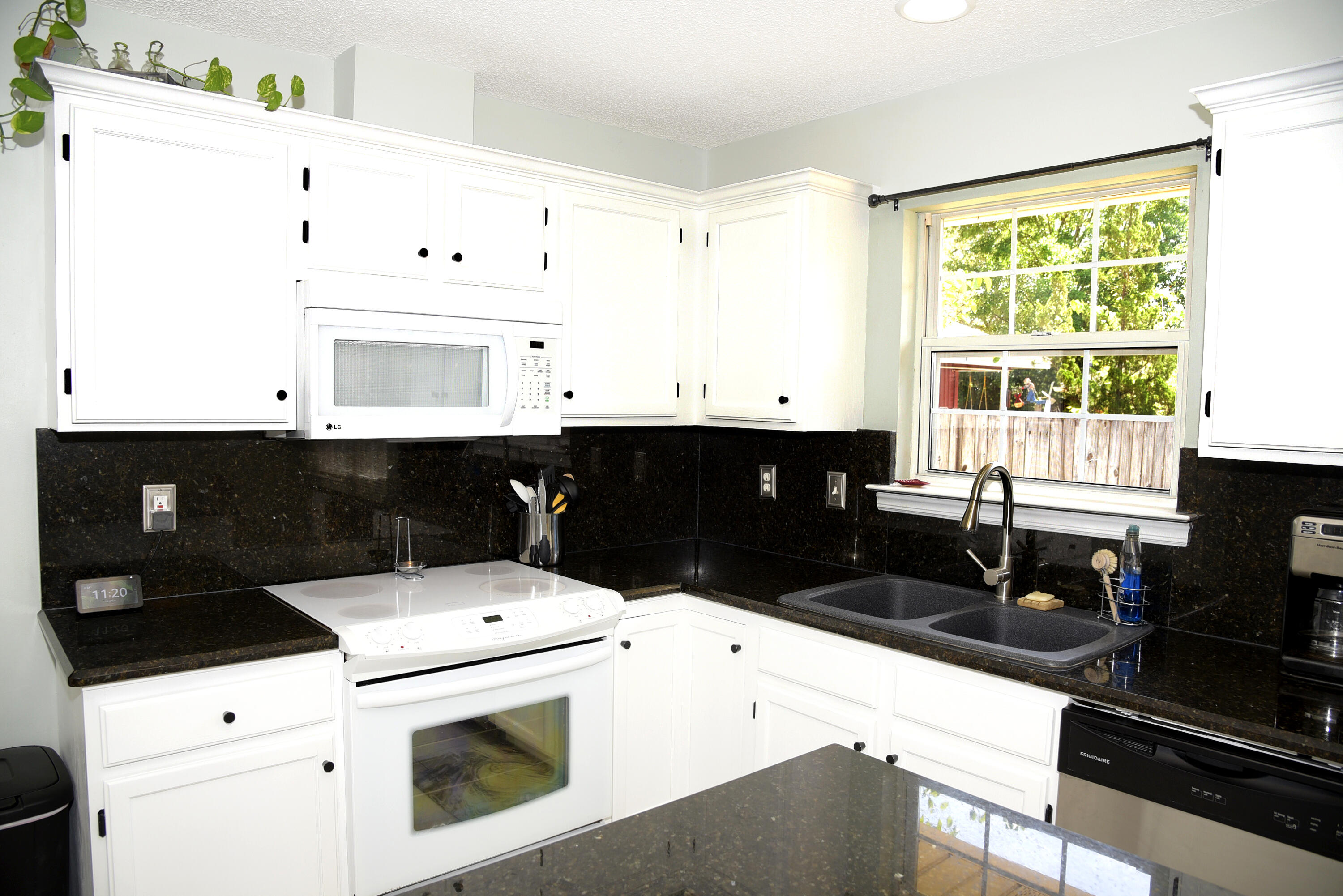 CEDAR RIDGE PH 14 - Residential