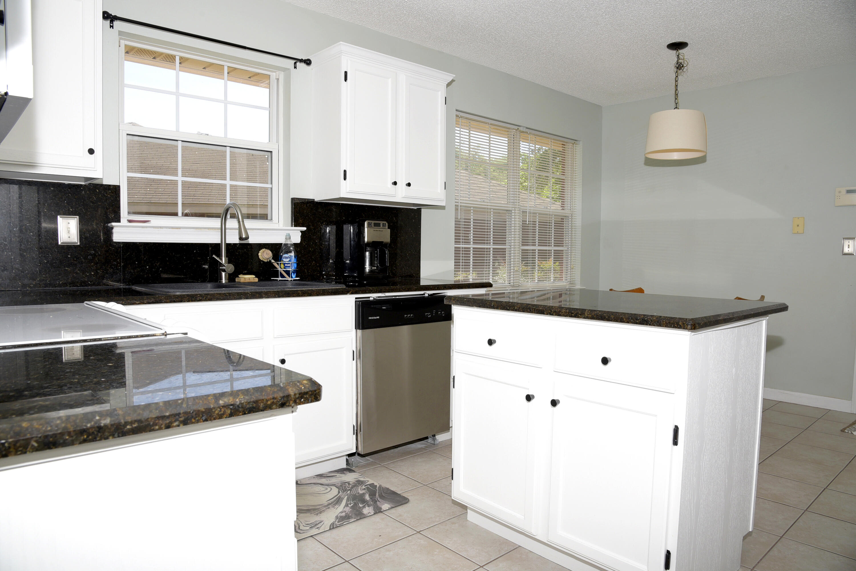 CEDAR RIDGE PH 14 - Residential