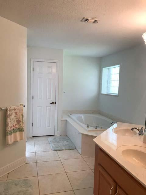 LAKE ARTHUR ESTATES/ Note: access to all amenities, but this property owes no HOA fees - Residential