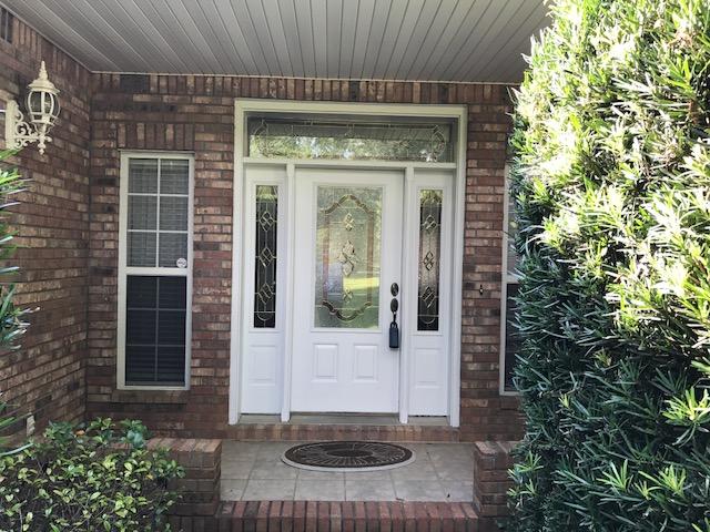 LAKE ARTHUR ESTATES/ Note: access to all amenities, but this property owes no HOA fees - Residential