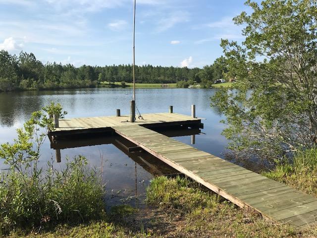 LAKE ARTHUR ESTATES/ Note: access to all amenities, but this property owes no HOA fees - Residential