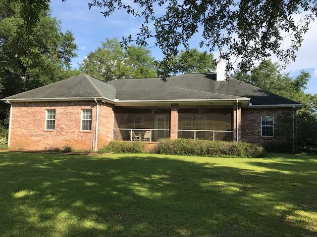 LAKE ARTHUR ESTATES/ Note: access to all amenities, but this property owes no HOA fees - Residential