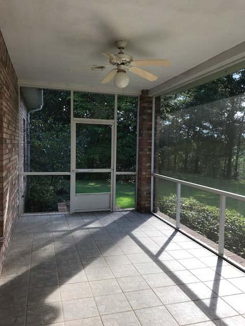 LAKE ARTHUR ESTATES/ Note: access to all amenities, but this property owes no HOA fees - Residential