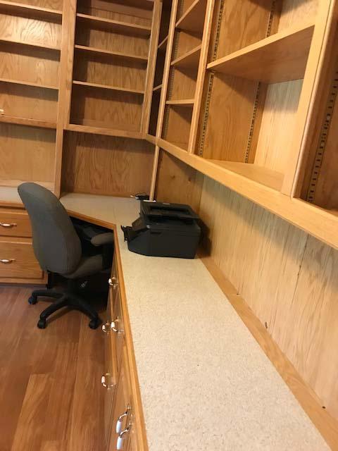 LAKE ARTHUR ESTATES/ Note: access to all amenities, but this property owes no HOA fees - Residential