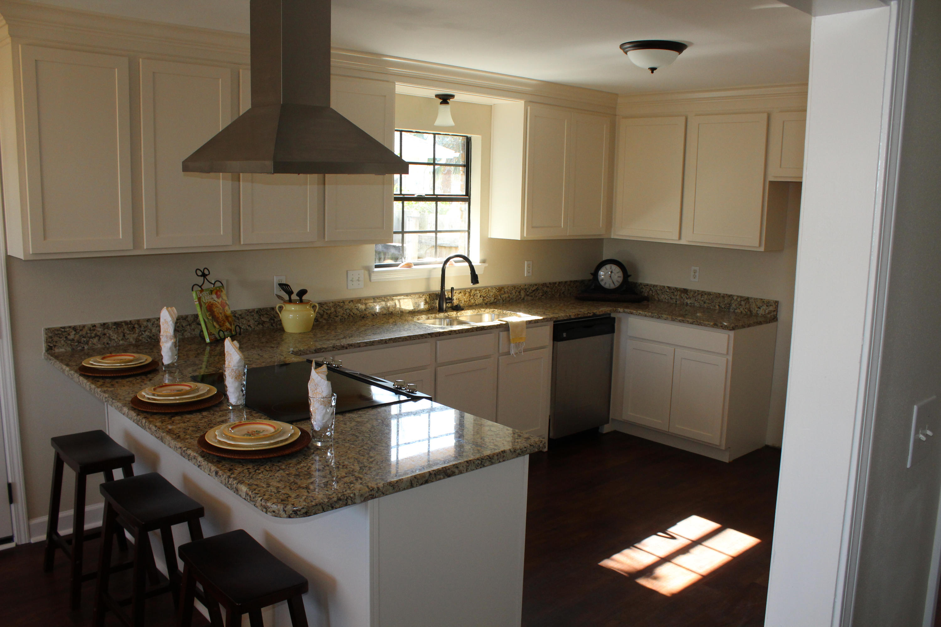 KELL-AIRE GARDENS - Residential