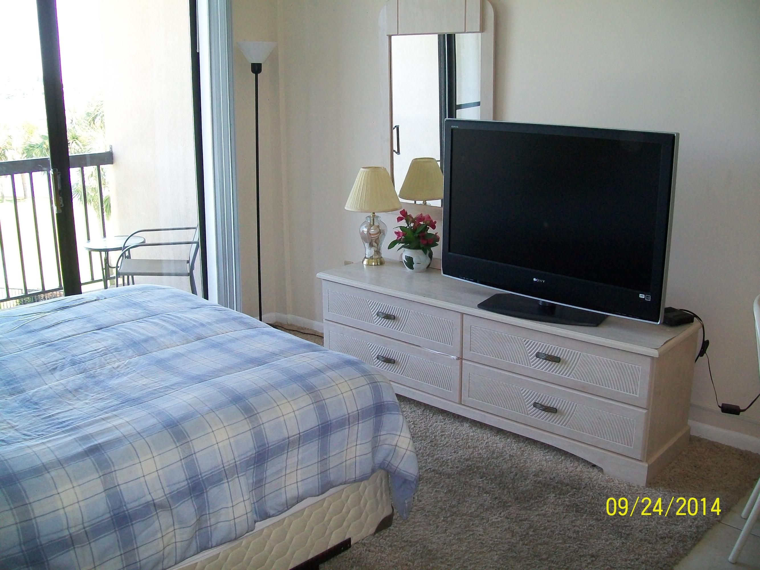 PIRATES BAY PH 1 - Residential Lease