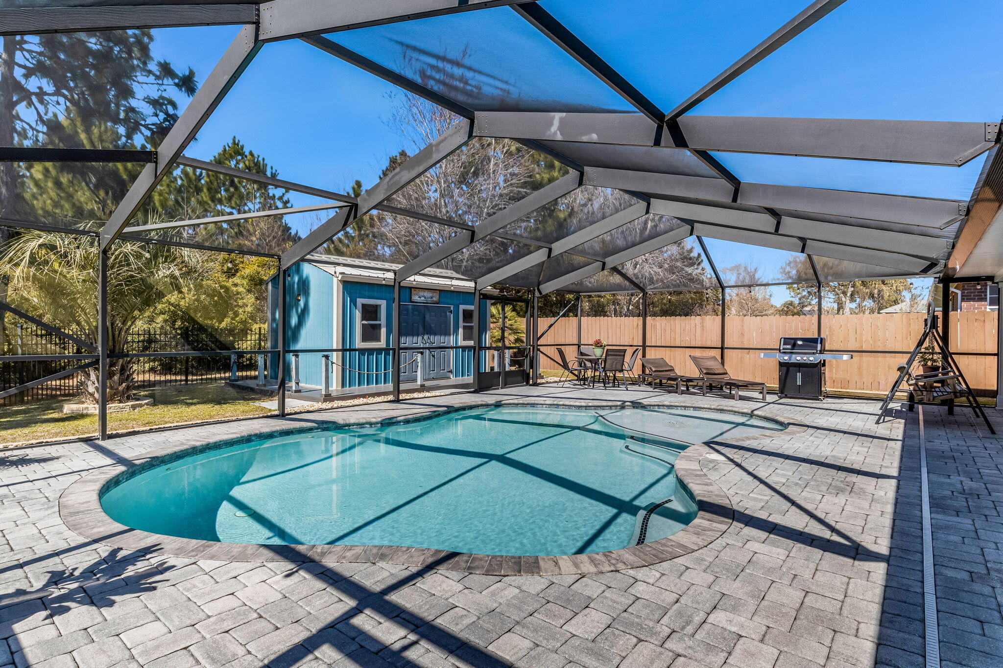 QUAYSIDE VILLAGE PH III - Residential