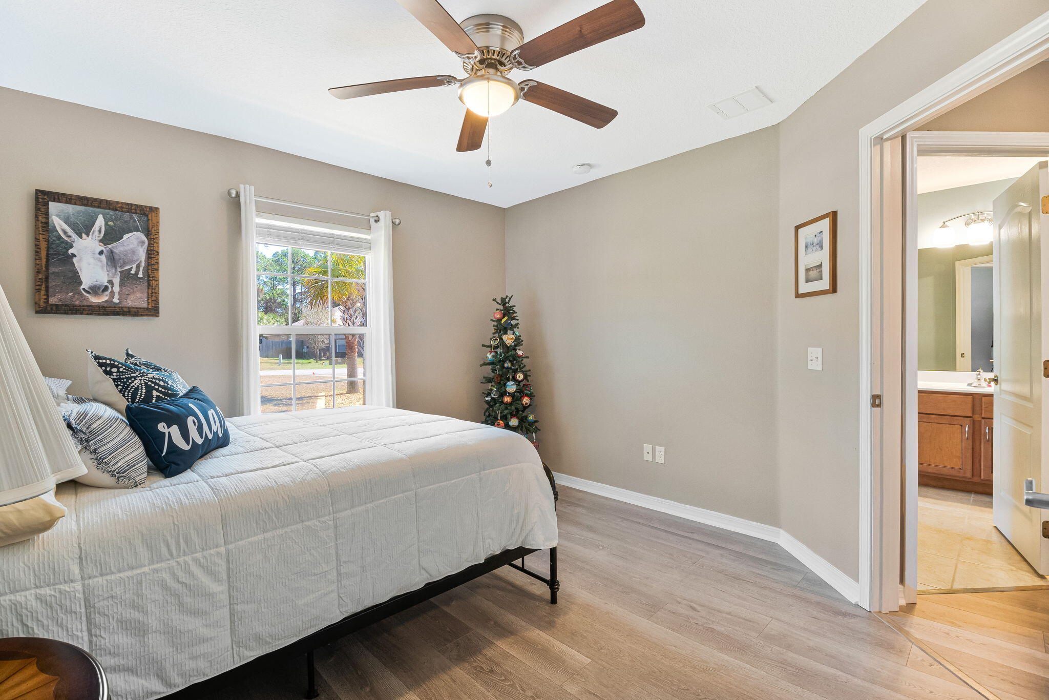 QUAYSIDE VILLAGE PH III - Residential