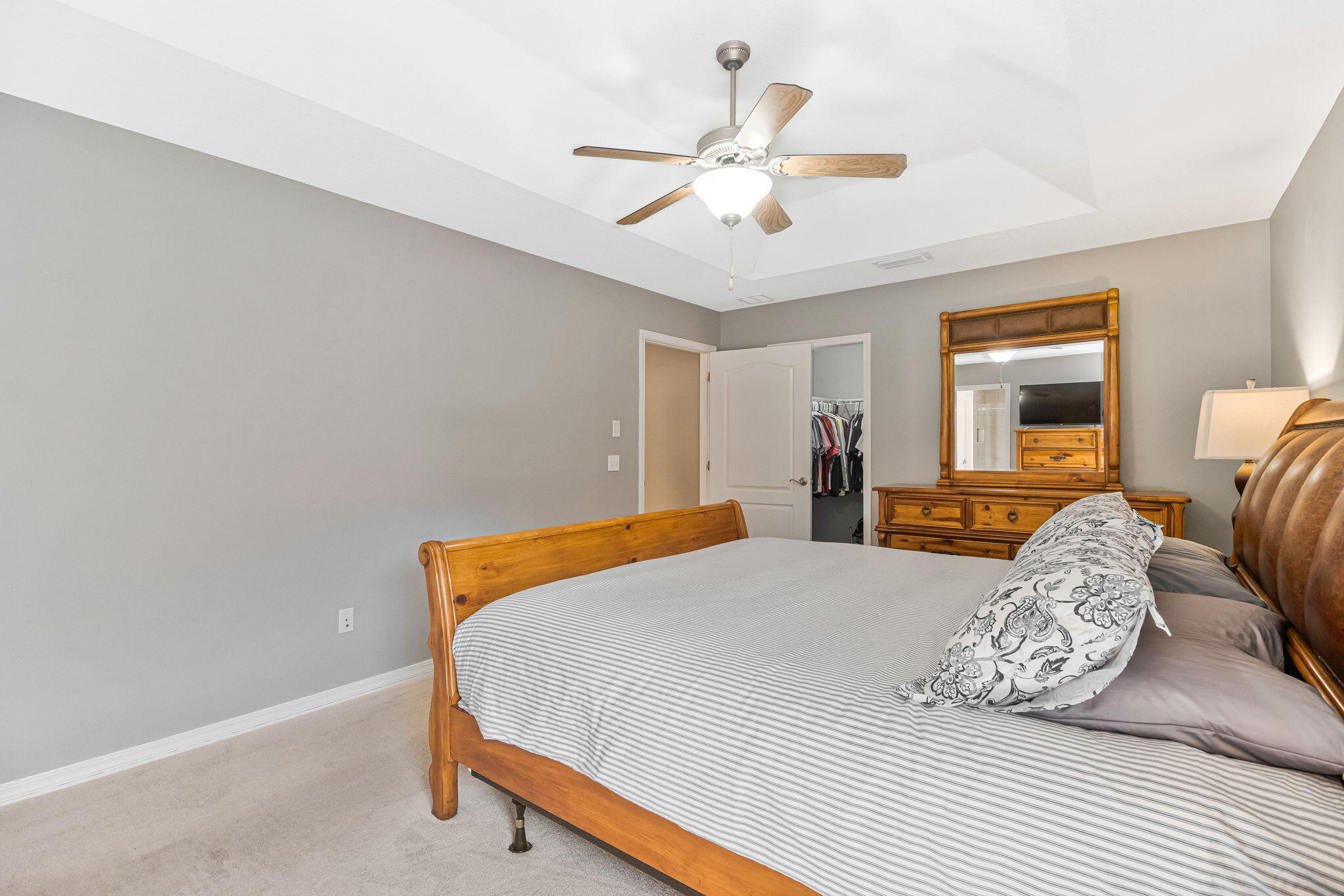 QUAYSIDE VILLAGE PH III - Residential