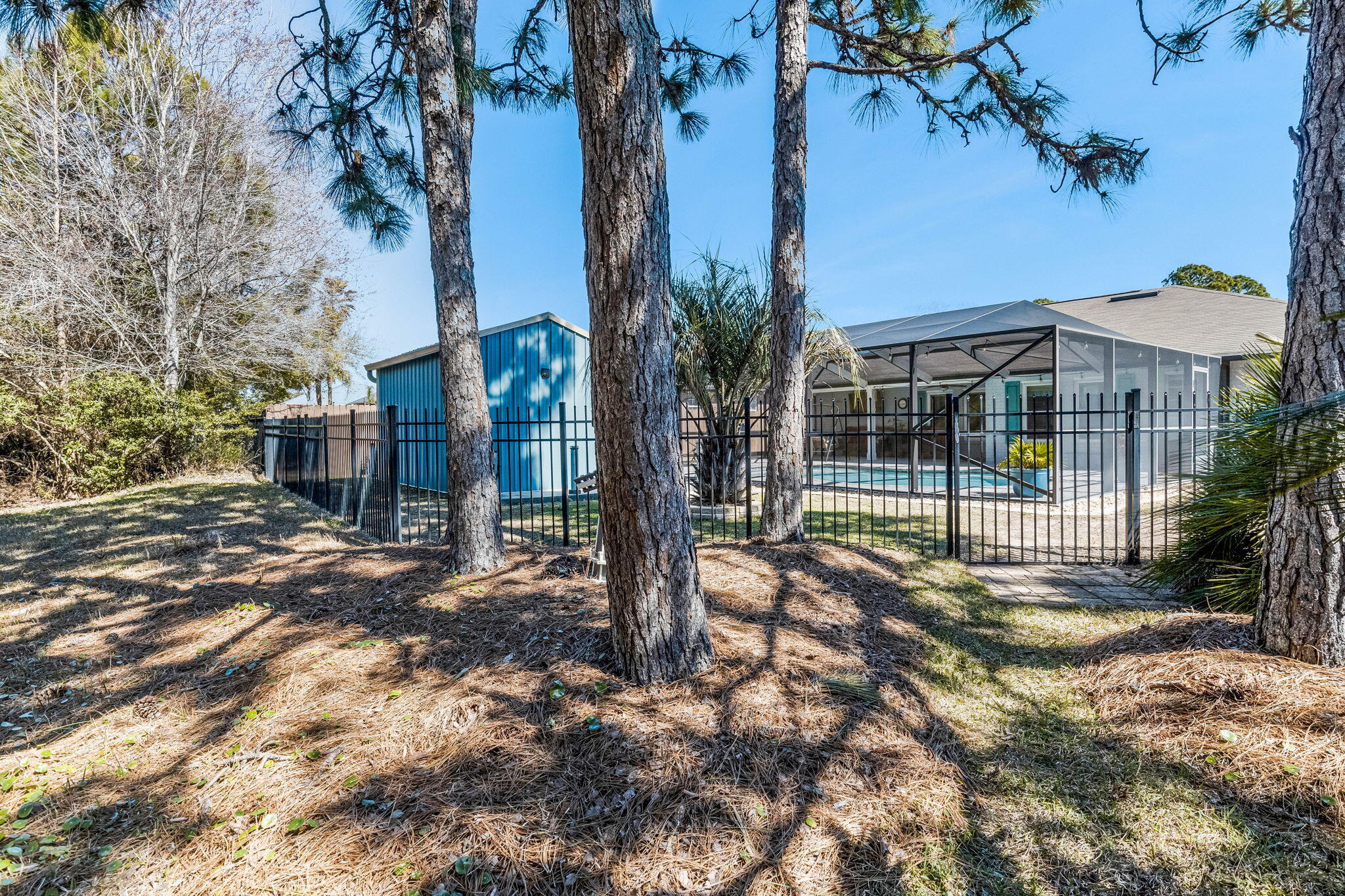 QUAYSIDE VILLAGE PH III - Residential