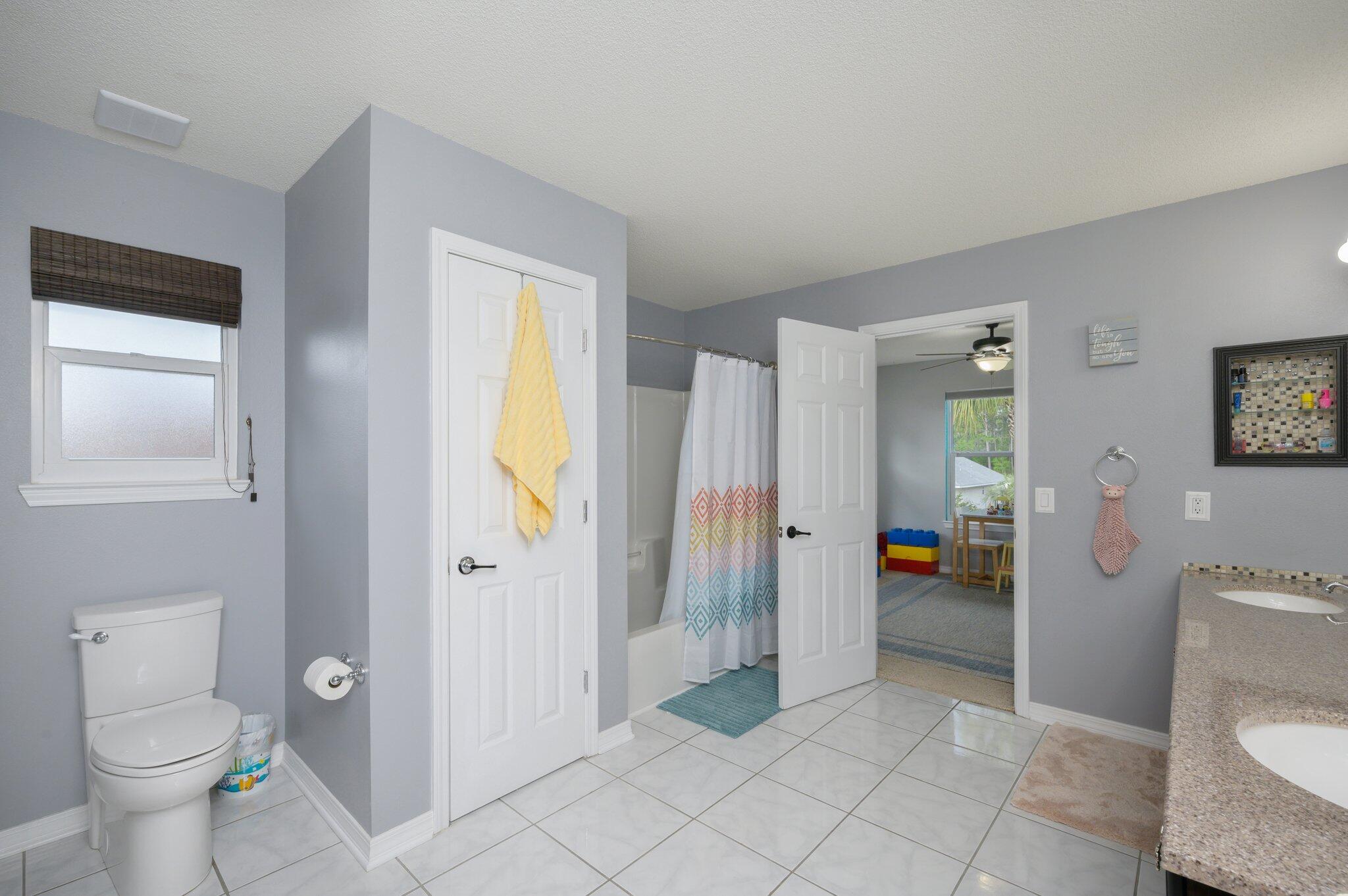 EMERALD VILLAGE S/D - Residential