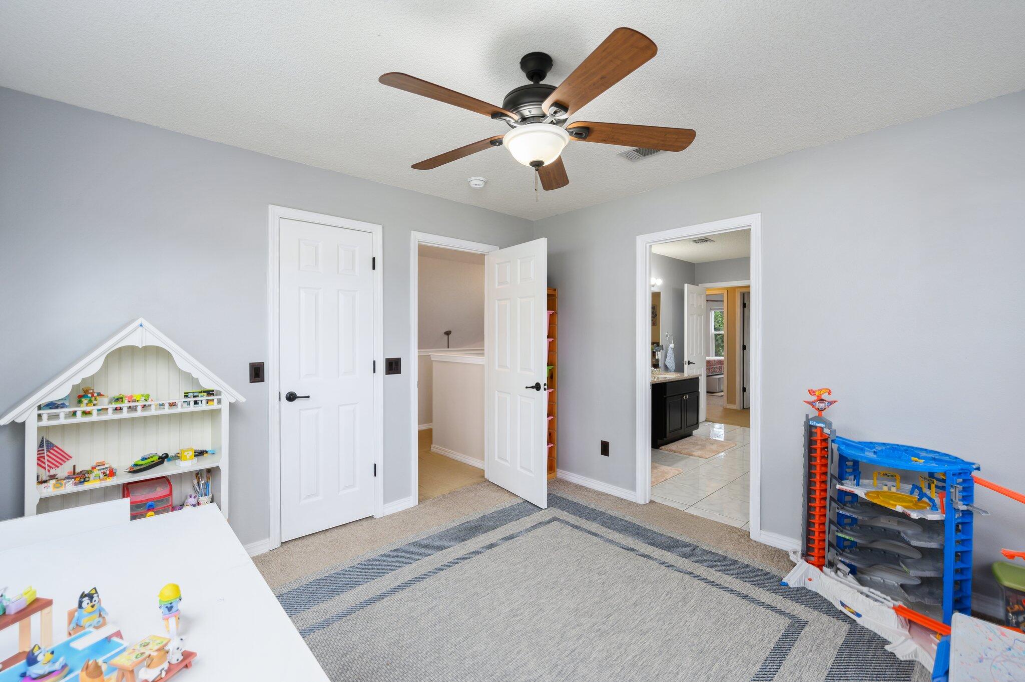 EMERALD VILLAGE S/D - Residential