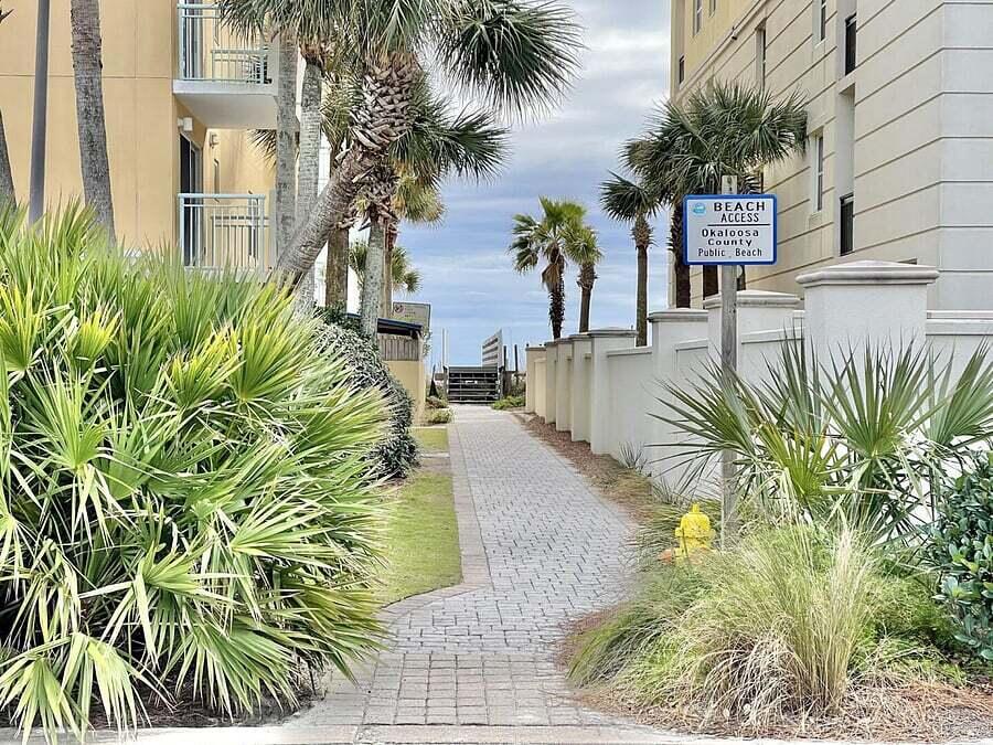 VENUS - Residential Lease