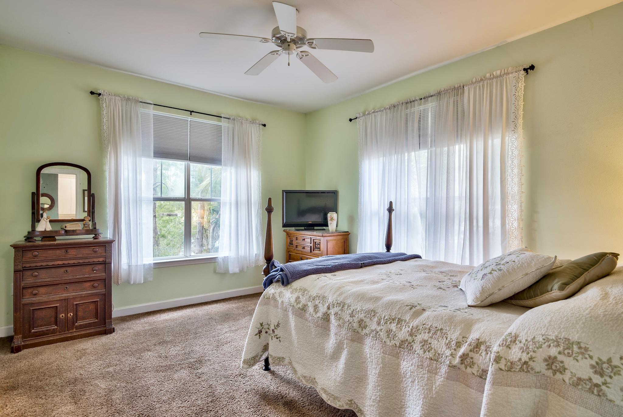 ESCADA - Residential