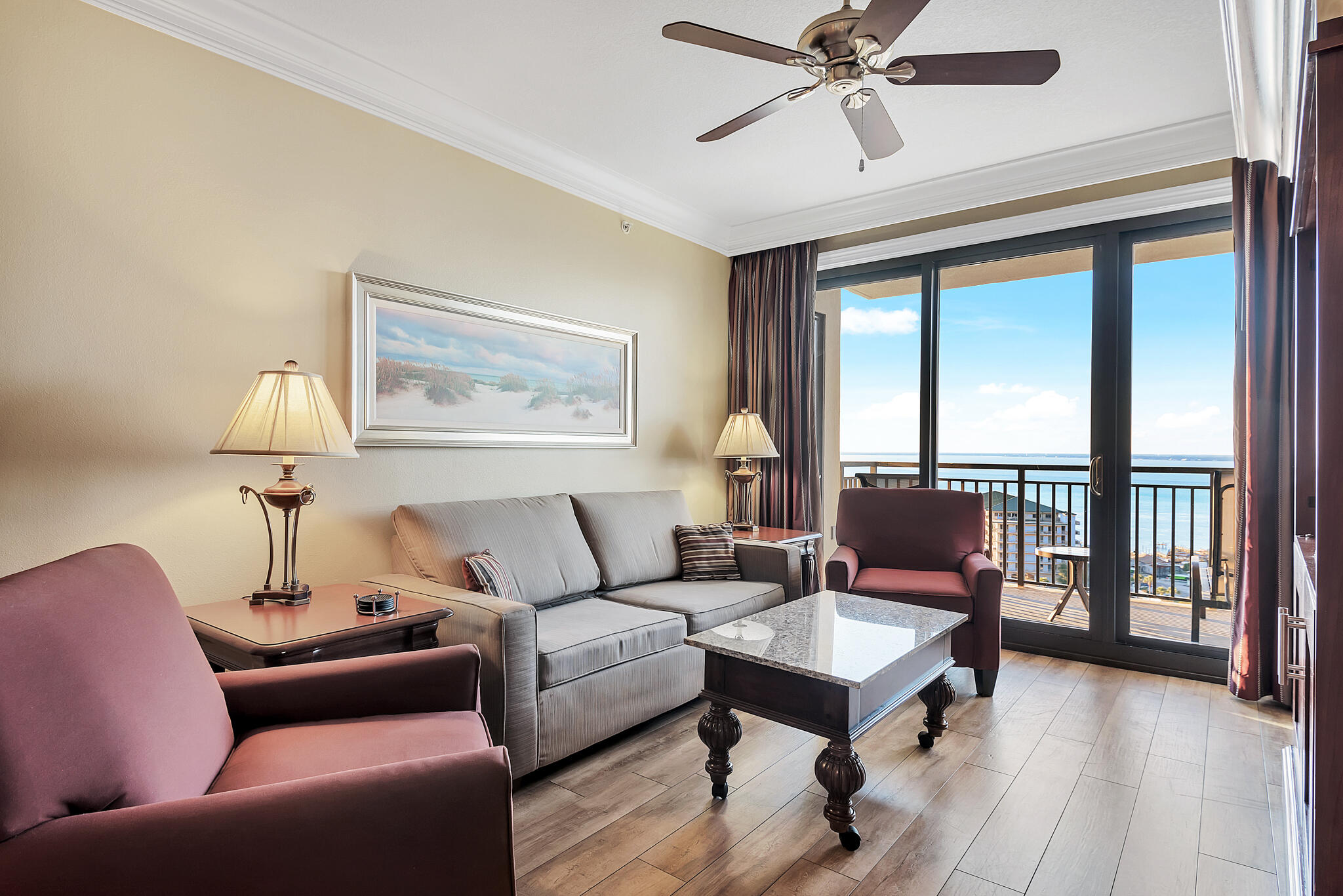 EMERALD GRANDE - Residential